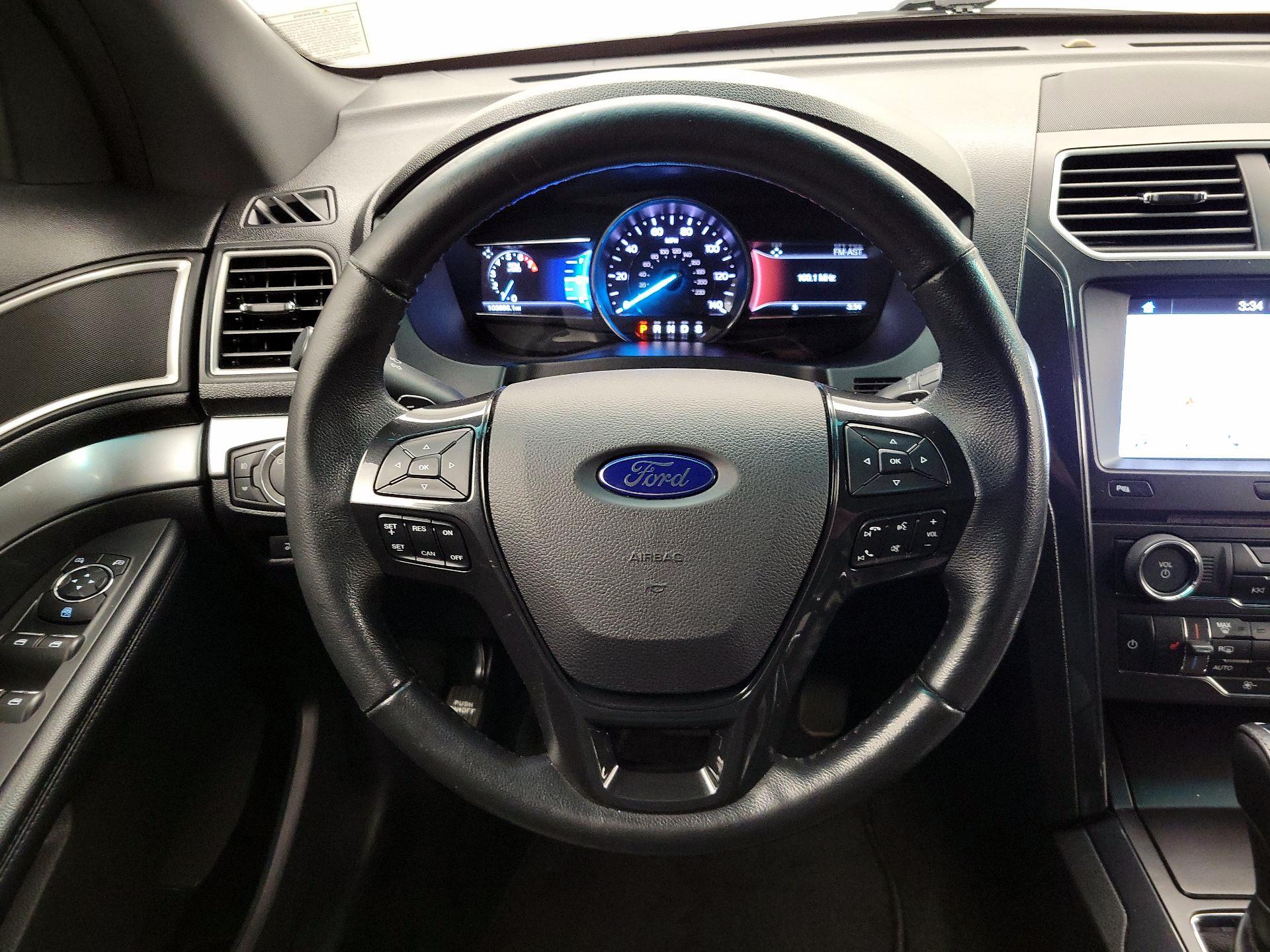 Thumbnail: 2017 Ford Explorer - 10