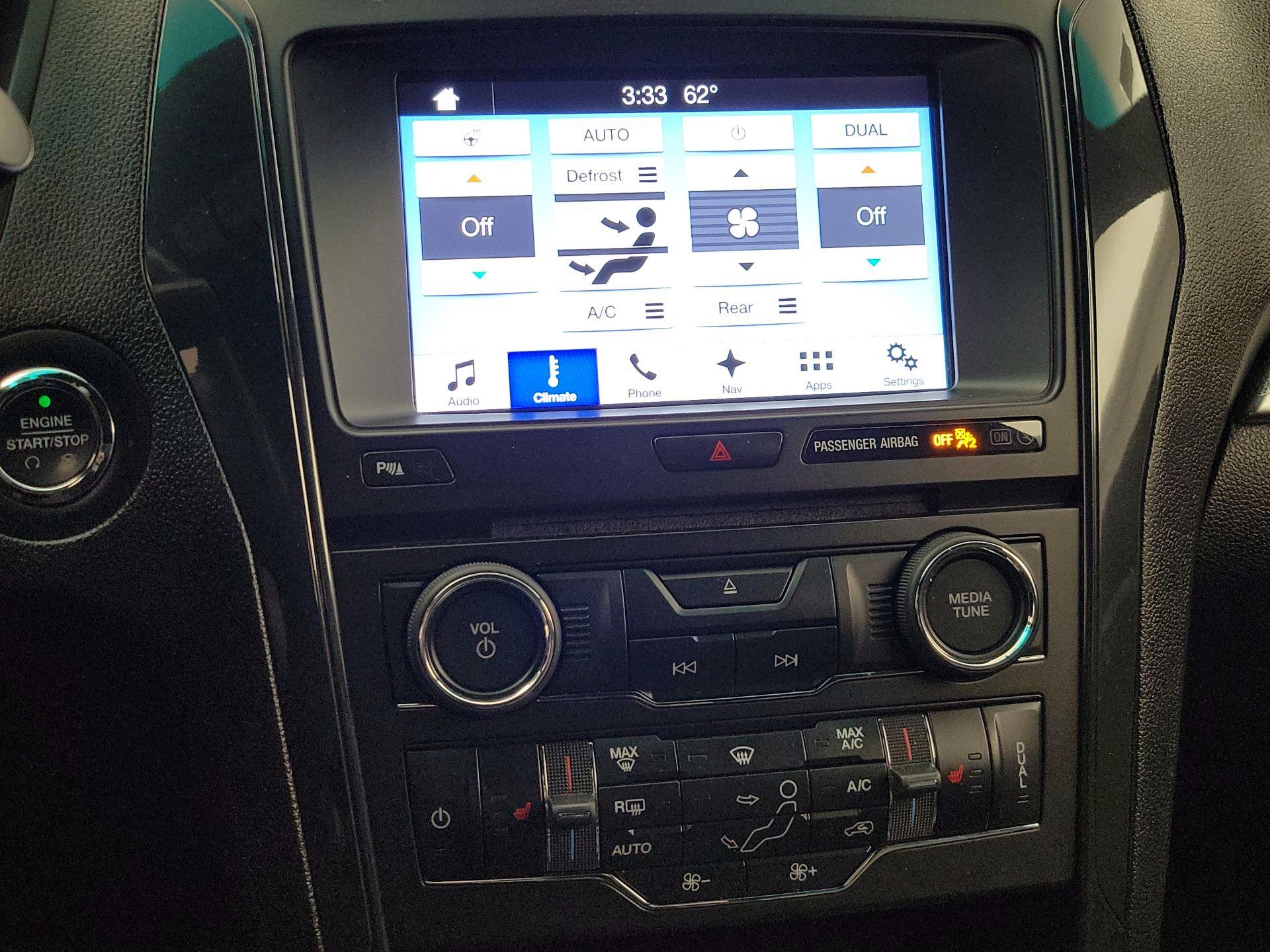 Thumbnail: 2017 Ford Explorer - 17