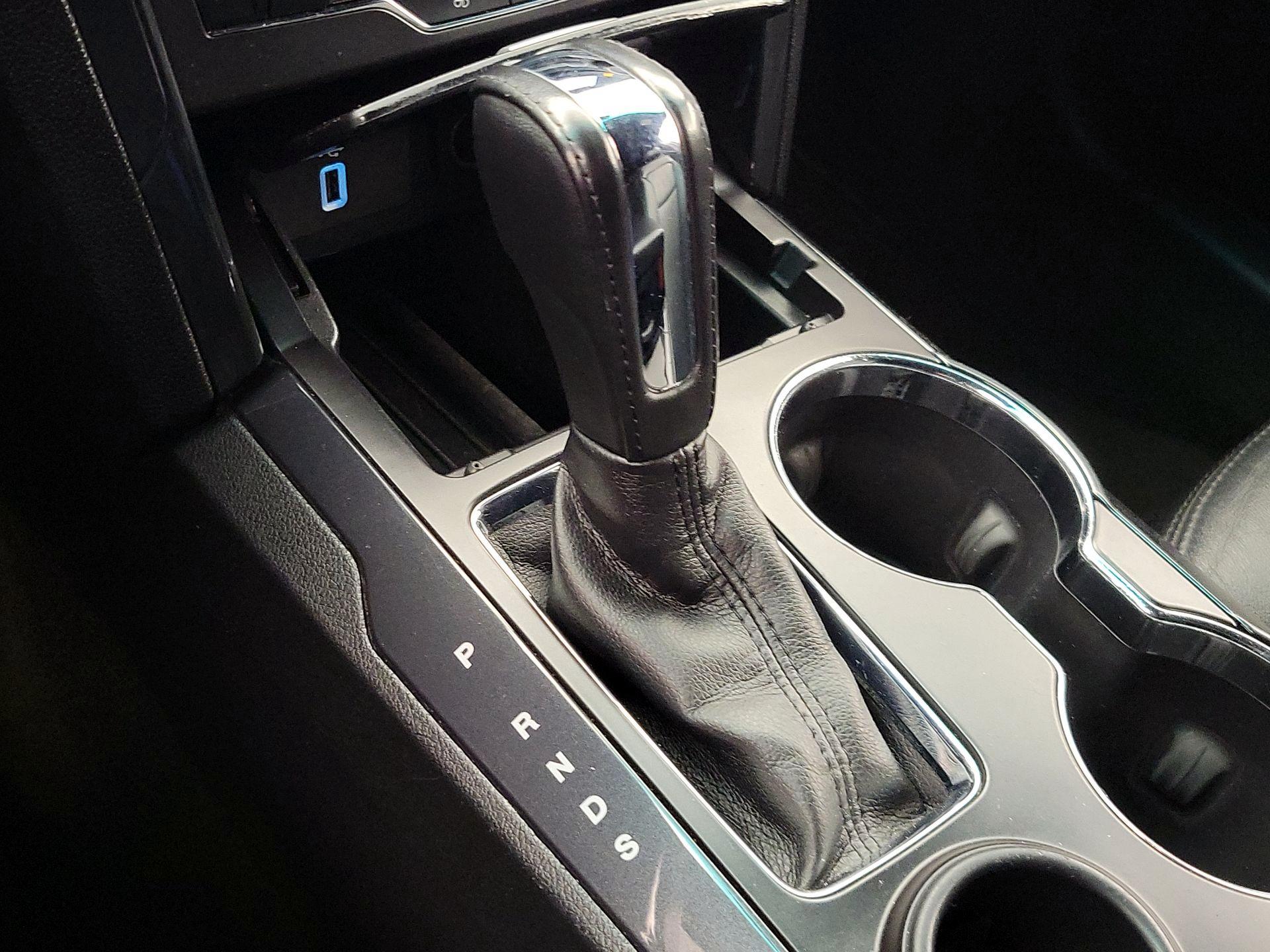 Thumbnail: 2017 Ford Explorer - 18