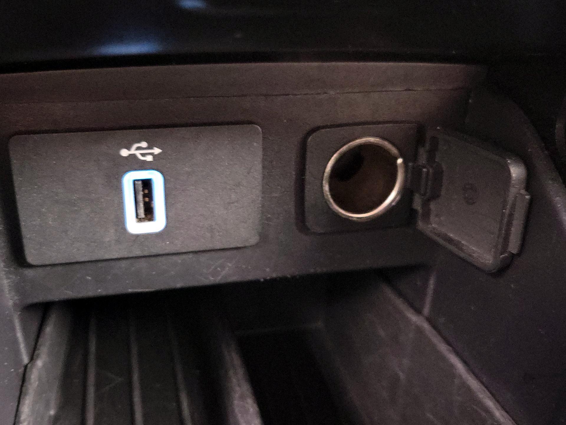 Thumbnail: 2017 Ford Explorer - 19