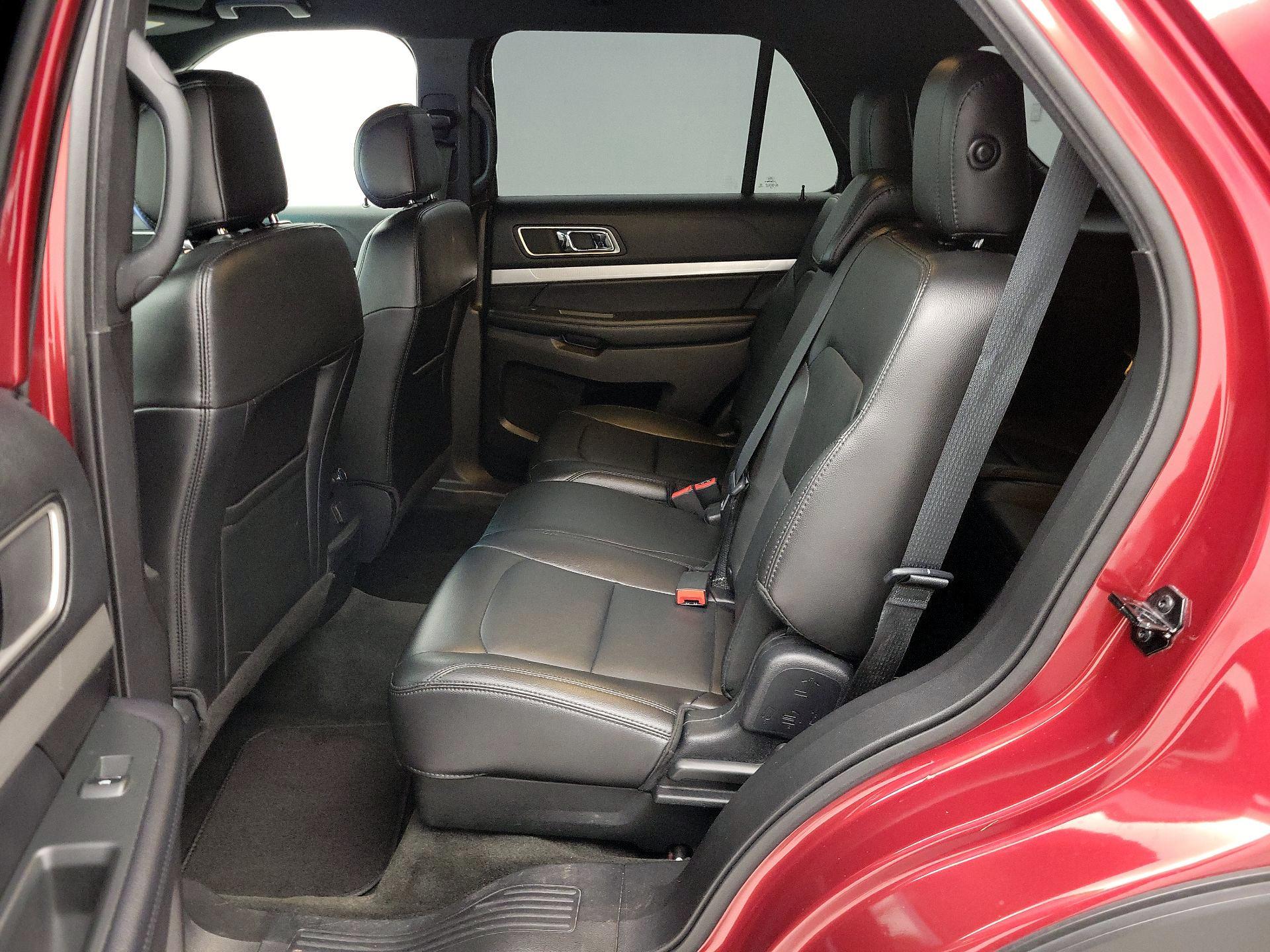 Thumbnail: 2017 Ford Explorer - 20