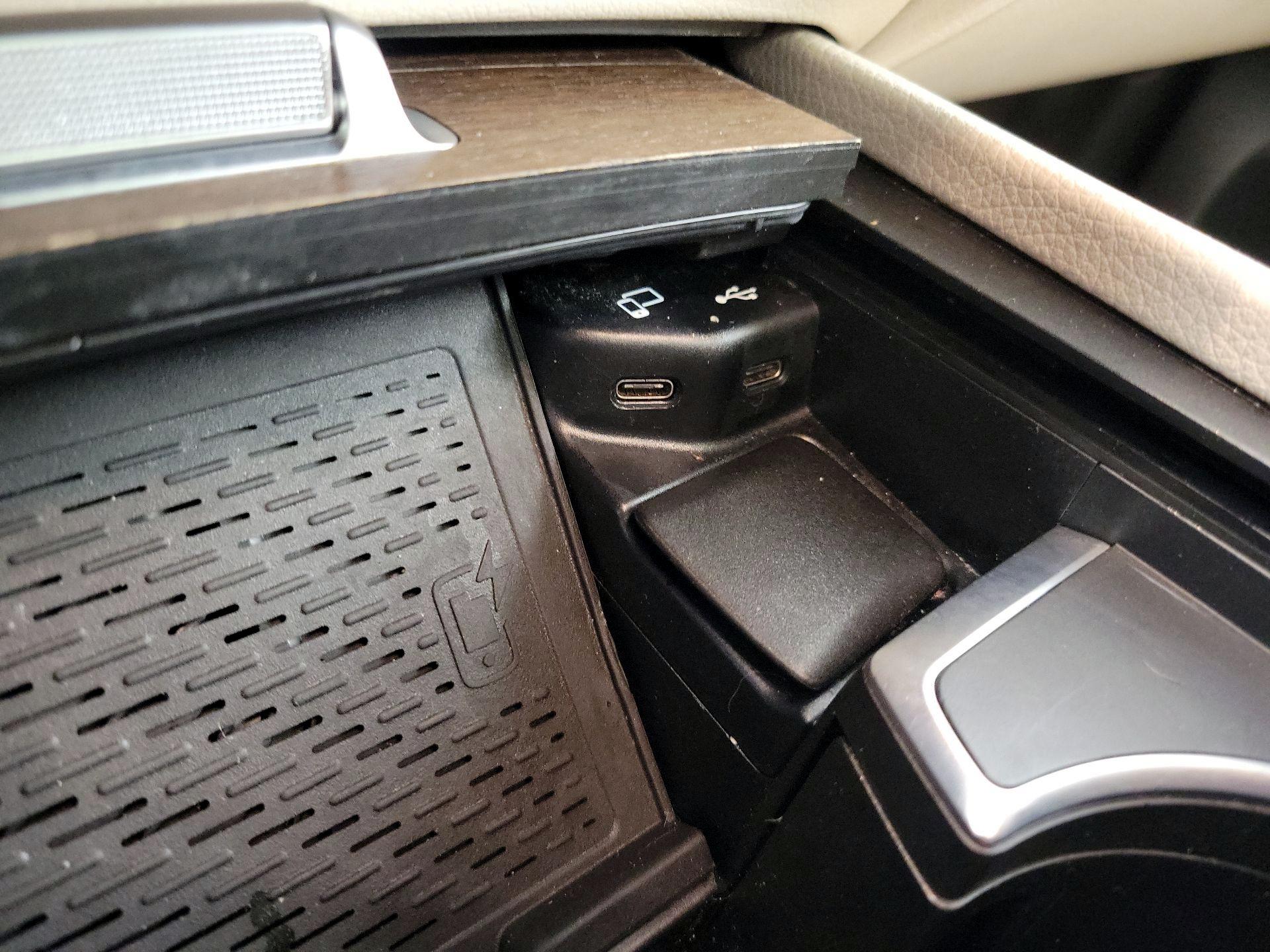 Thumbnail: 2021 Mercedes-Benz GLE - 19