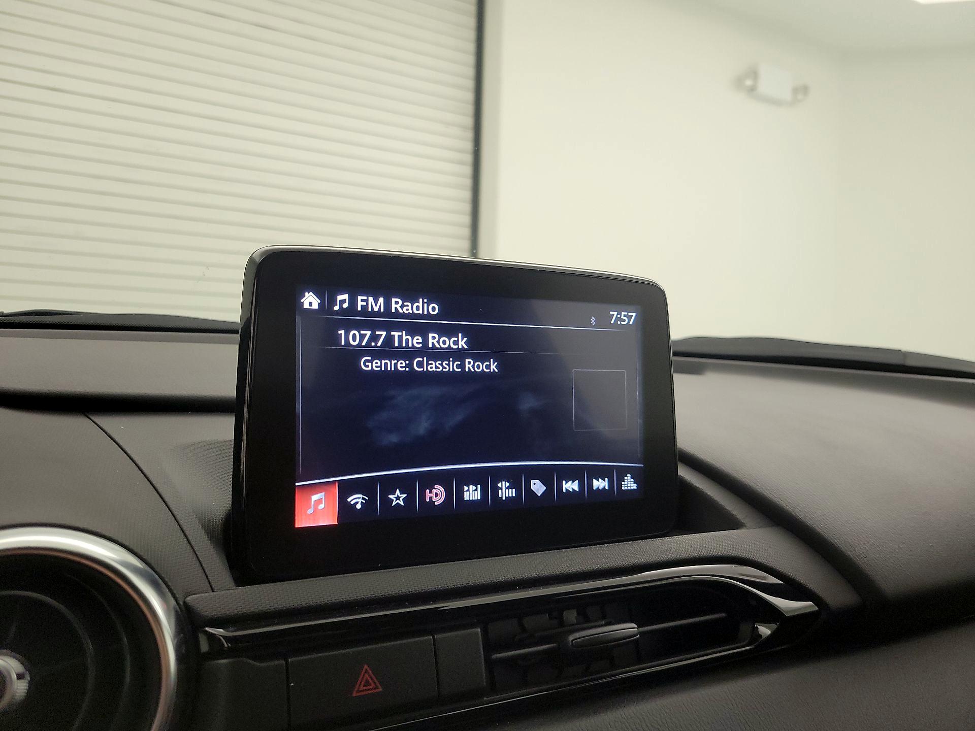 Thumbnail: 2020 Mazda MX-5 Miata - 16