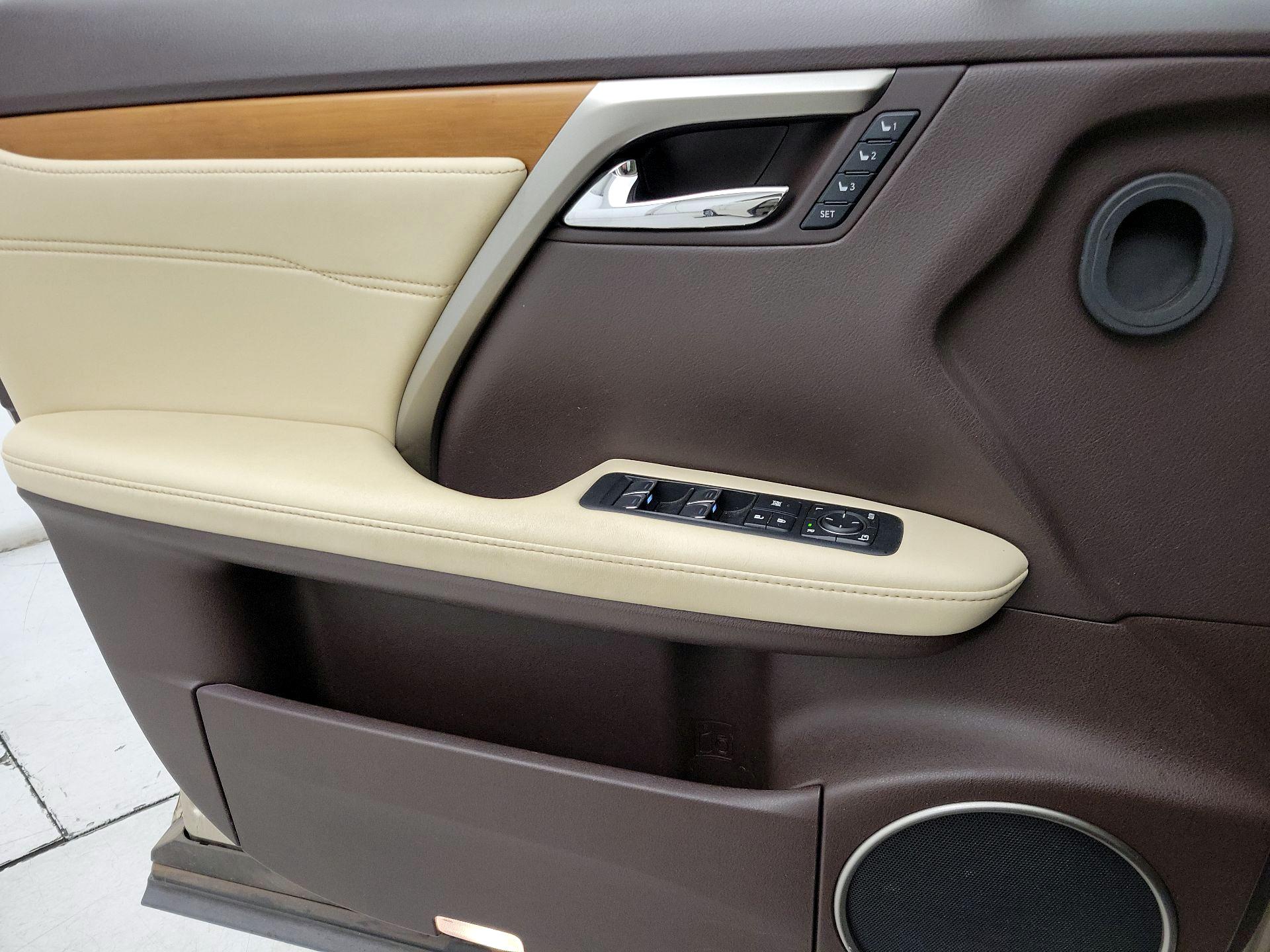 Thumbnail: 2018 Lexus RX - 12