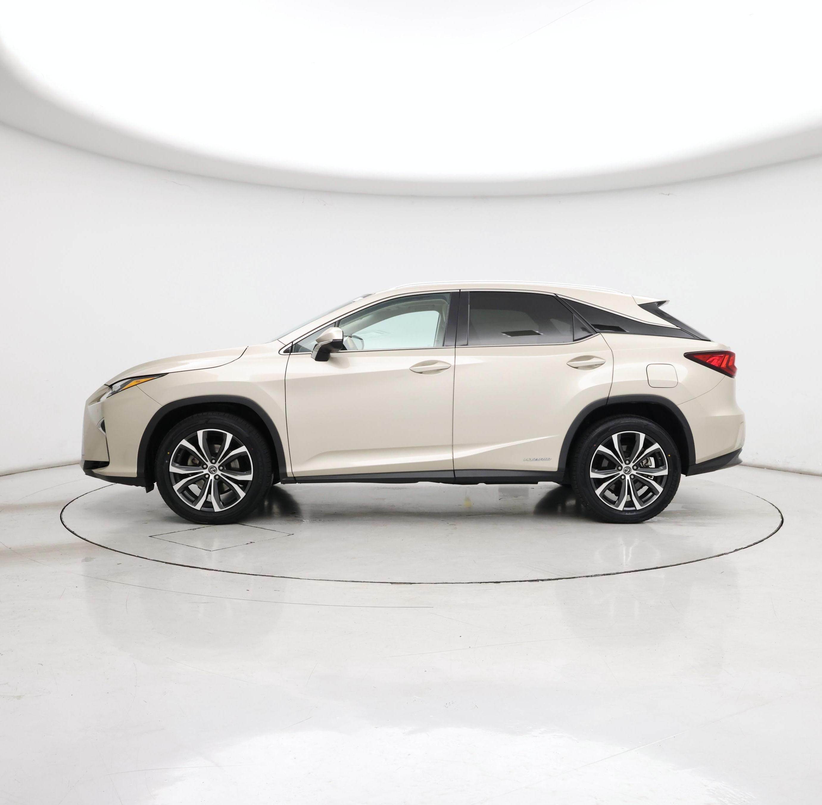 Thumbnail: 2018 Lexus RX - 3