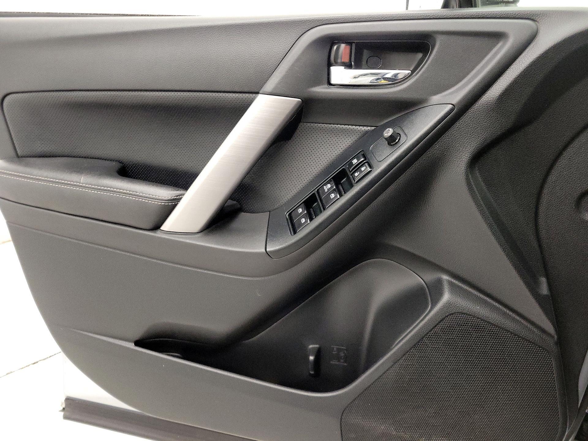 Thumbnail: 2015 Subaru Forester - 12