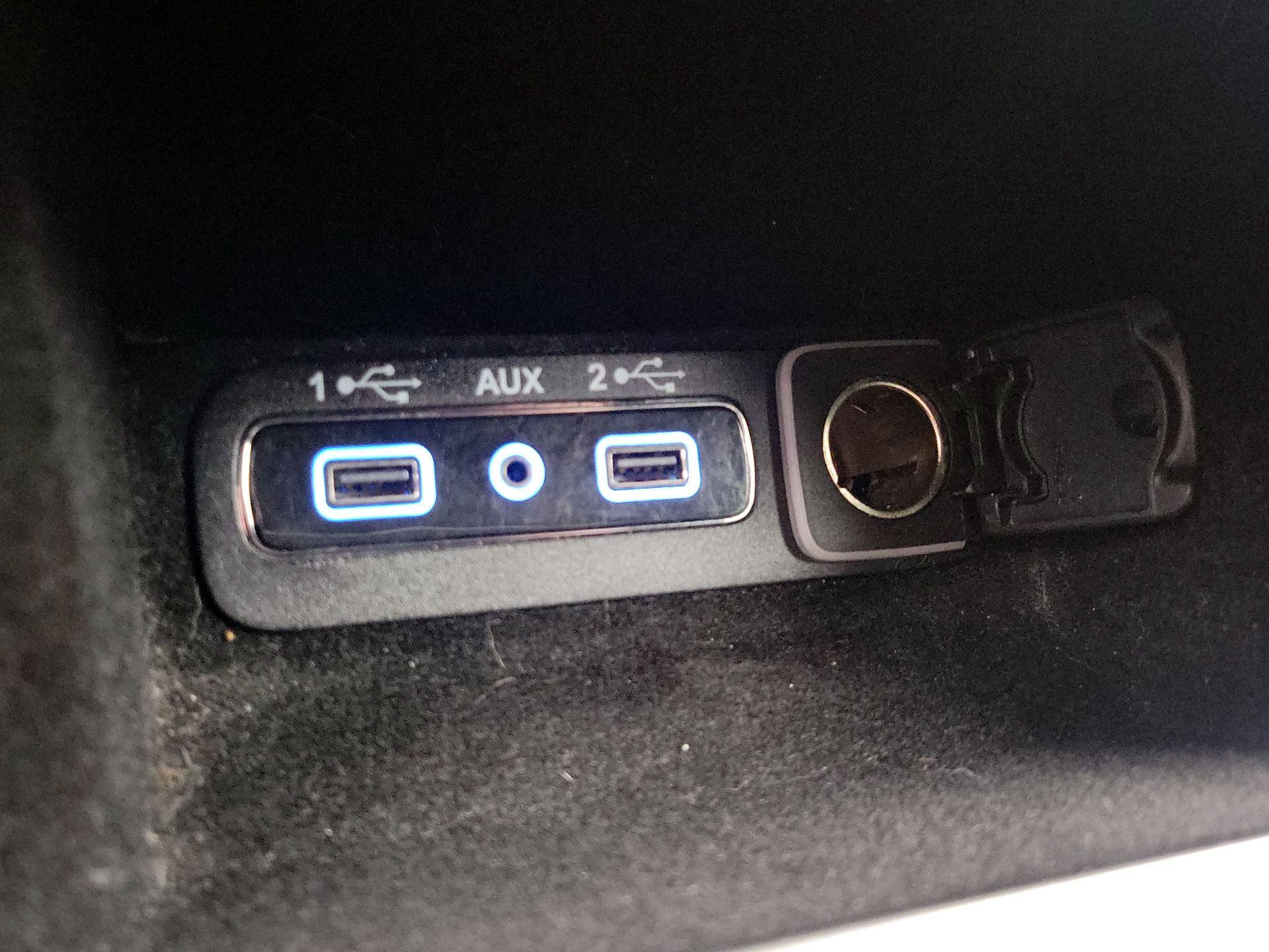 Thumbnail: 2018 Jeep Grand Cherokee - 19