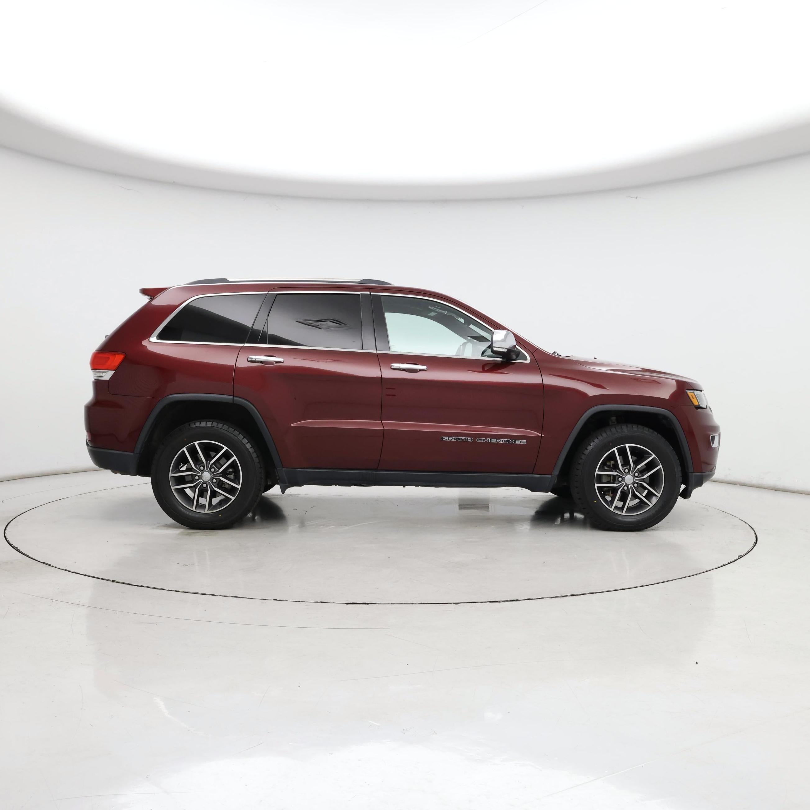 Thumbnail: 2018 Jeep Grand Cherokee - 7