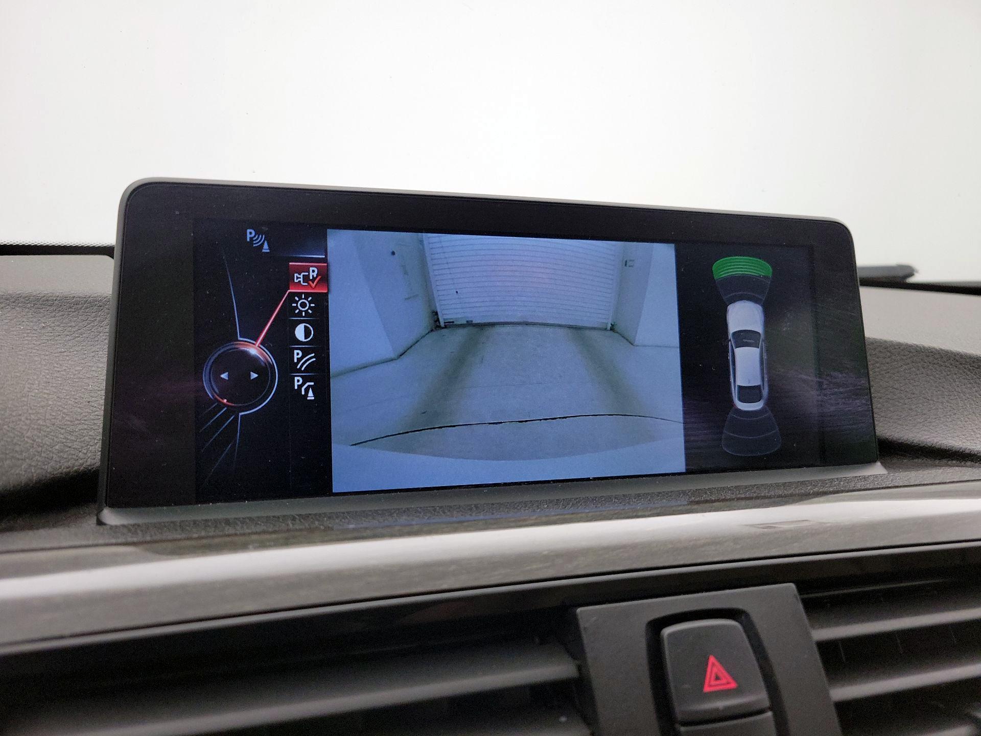 Thumbnail: 2015 BMW 4 Series - 15