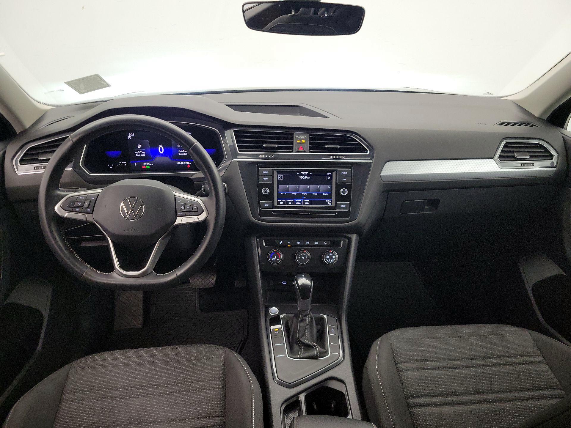 Thumbnail: 2022 Volkswagen Tiguan - 9