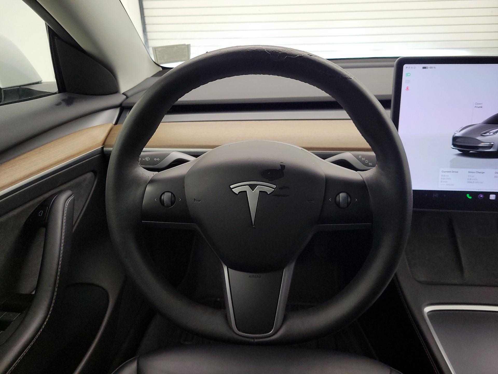 Thumbnail: 2023 Tesla Model 3 - 10