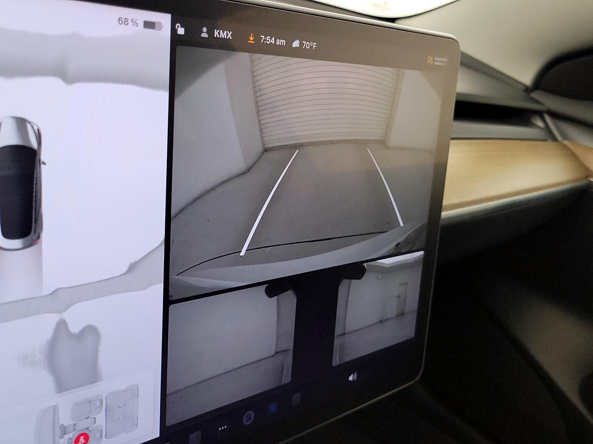 Thumbnail: 2023 Tesla Model 3 - 14