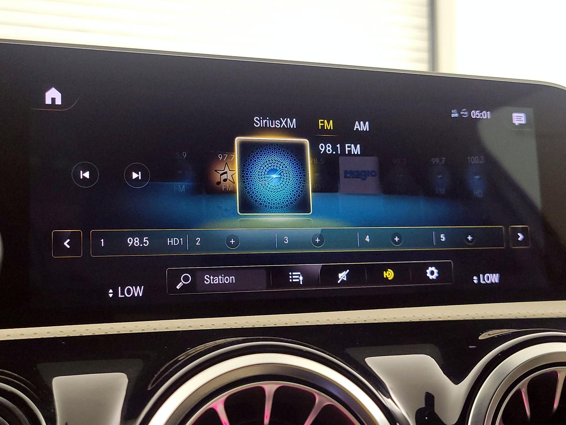 Thumbnail: 2020 Mercedes-Benz A-Class - 15