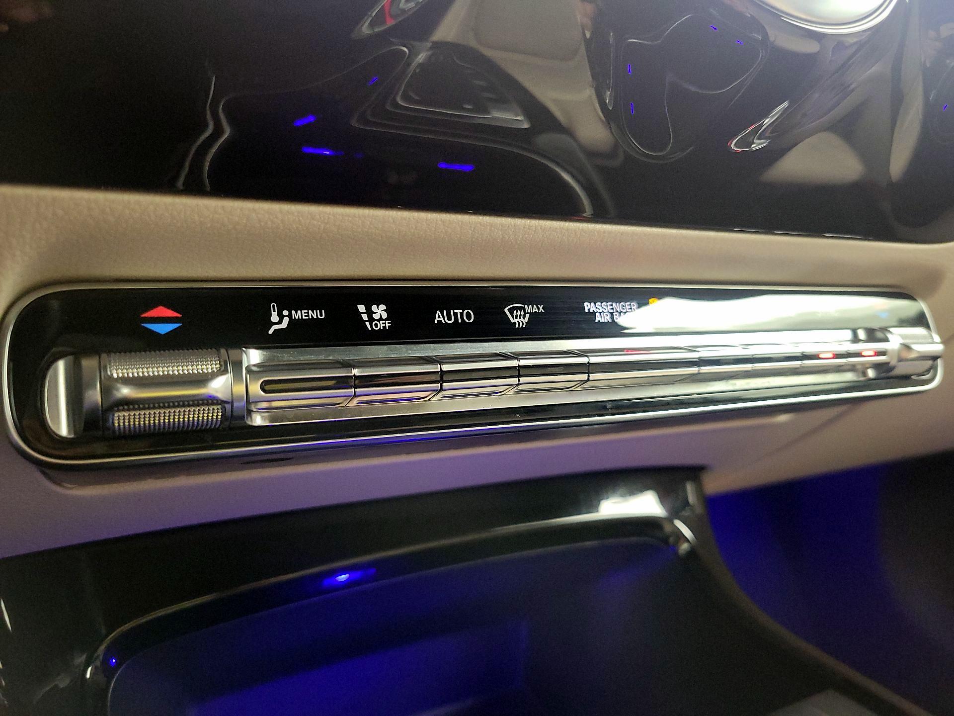 Thumbnail: 2020 Mercedes-Benz A-Class - 16