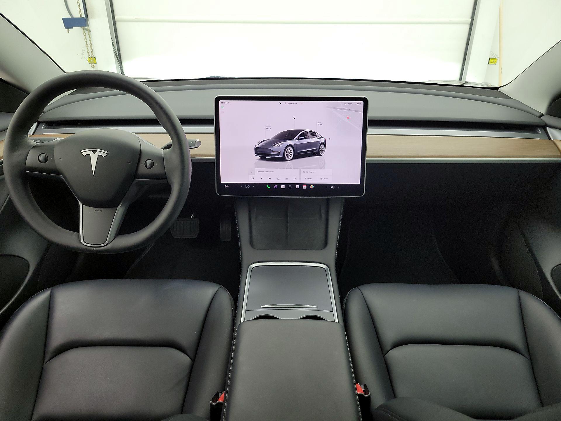 Thumbnail: 2023 Tesla Model 3 - 9