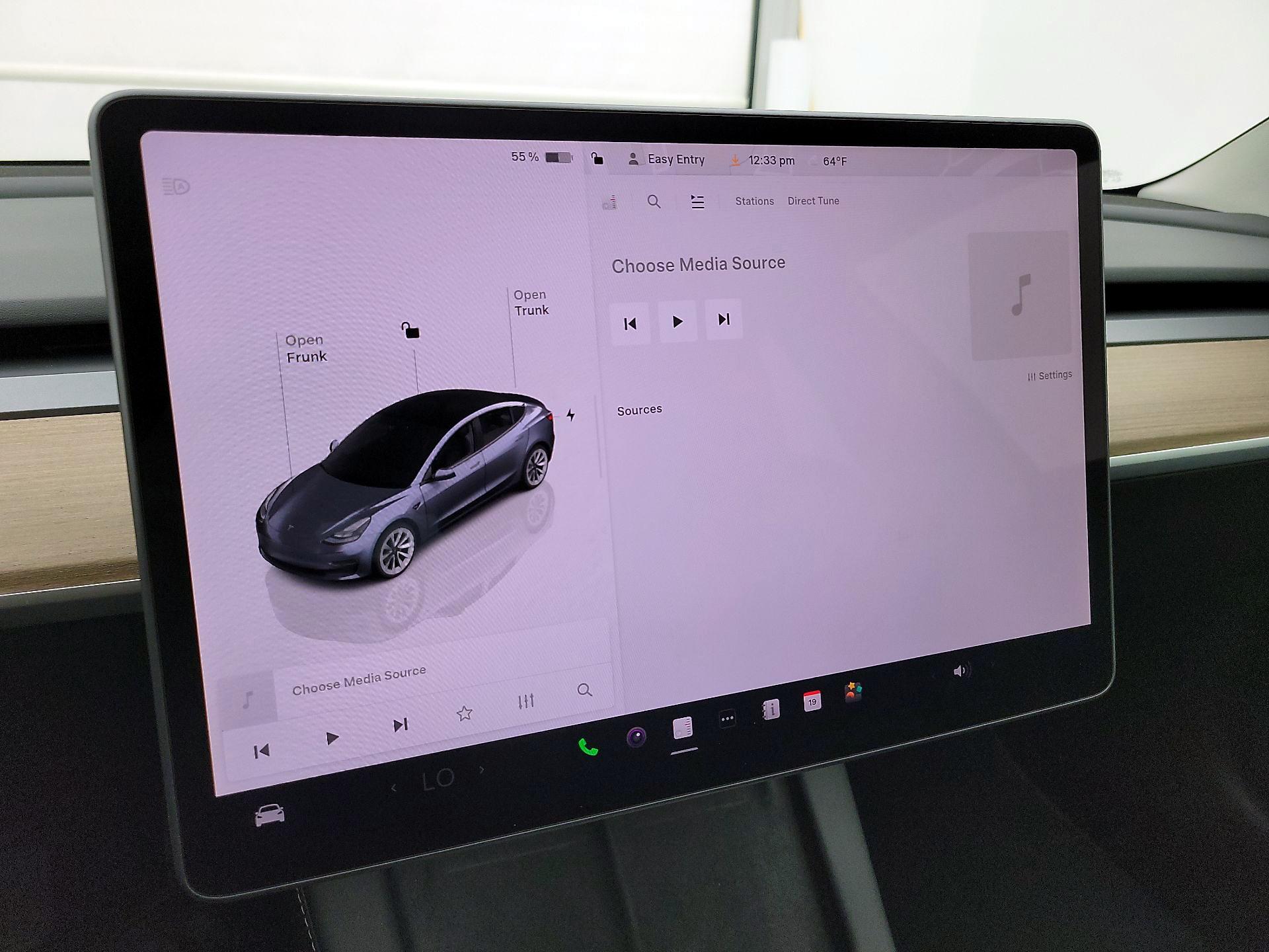 Thumbnail: 2023 Tesla Model 3 - 15