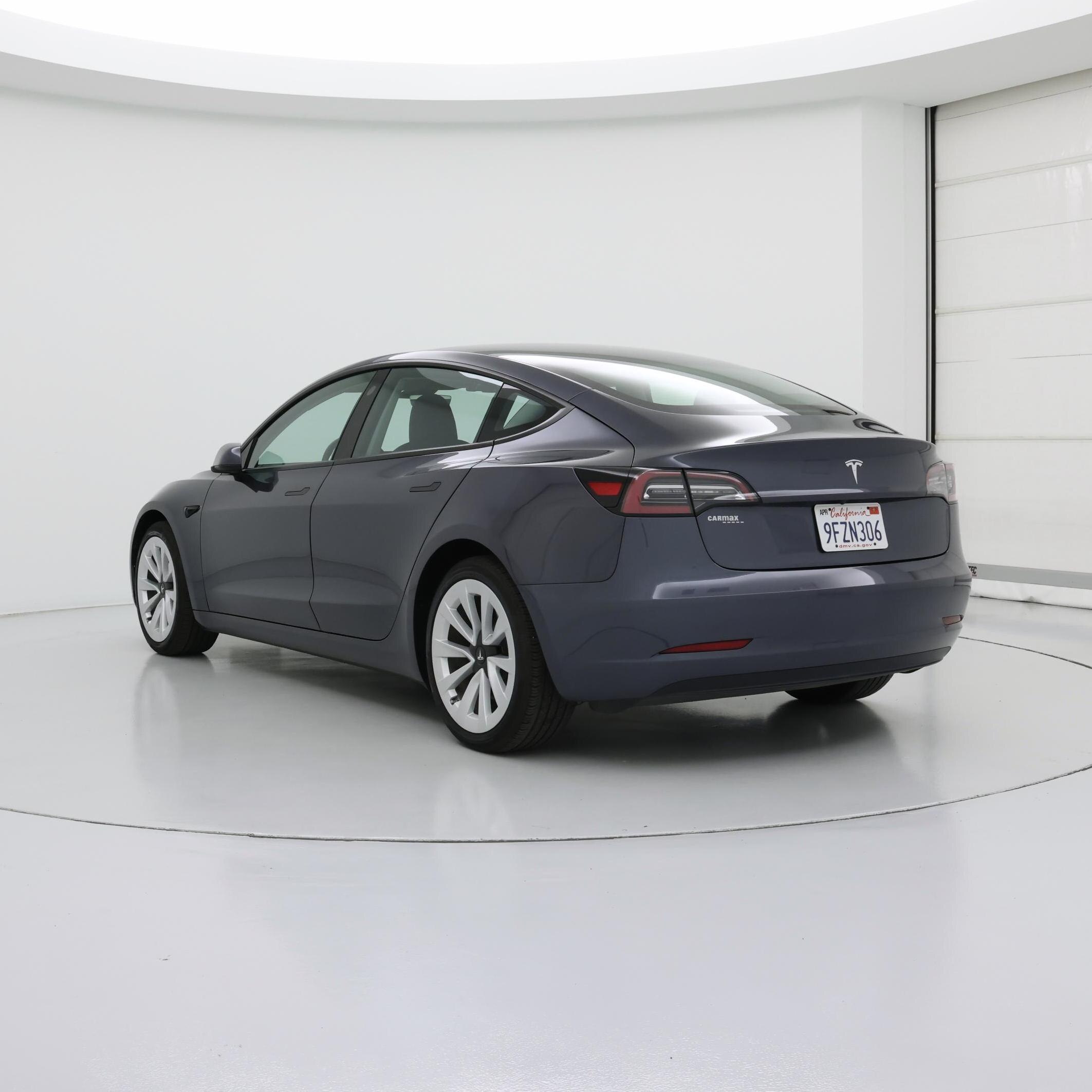 Thumbnail: 2023 Tesla Model 3 - 2