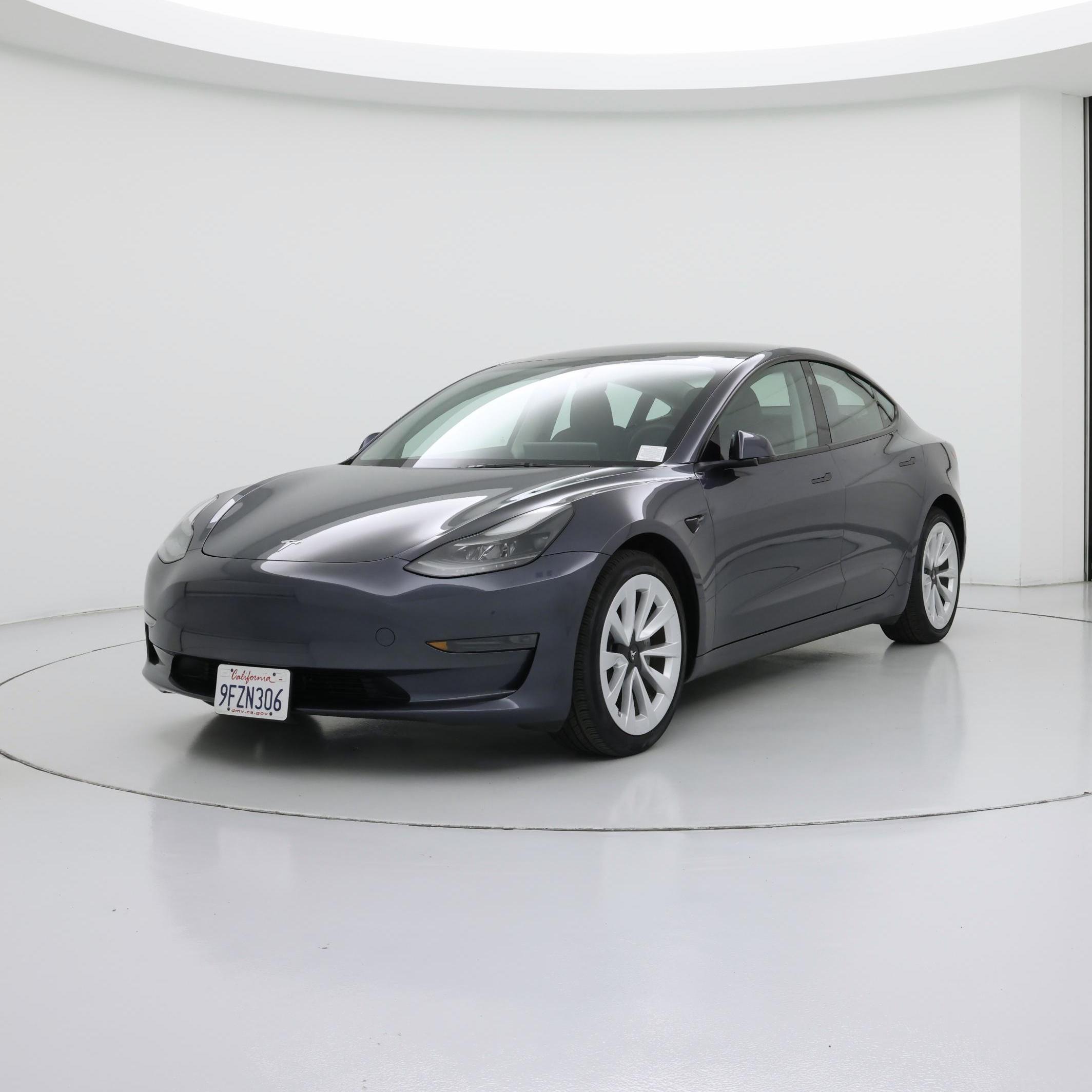 Thumbnail: 2023 Tesla Model 3 - 4