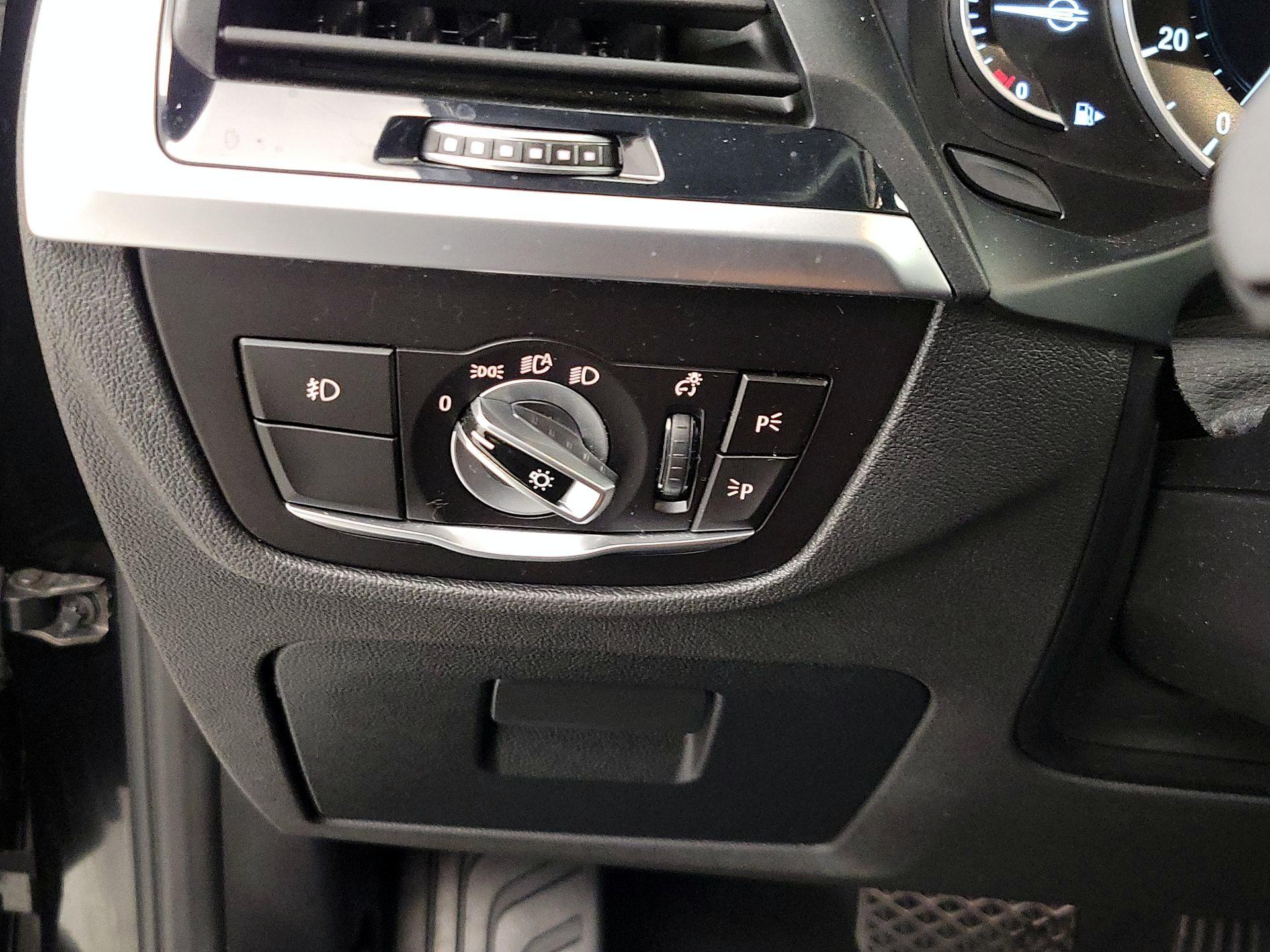 Thumbnail: 2019 BMW X3 - 13