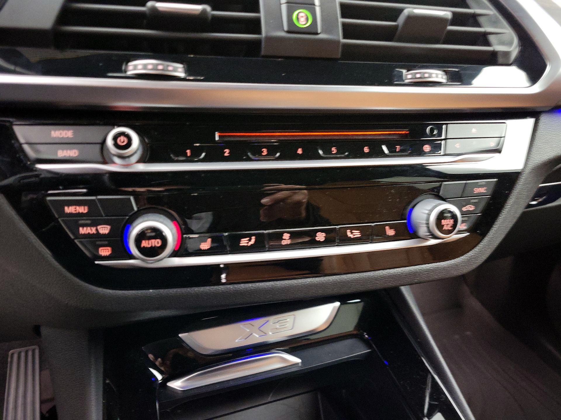 Thumbnail: 2019 BMW X3 - 17