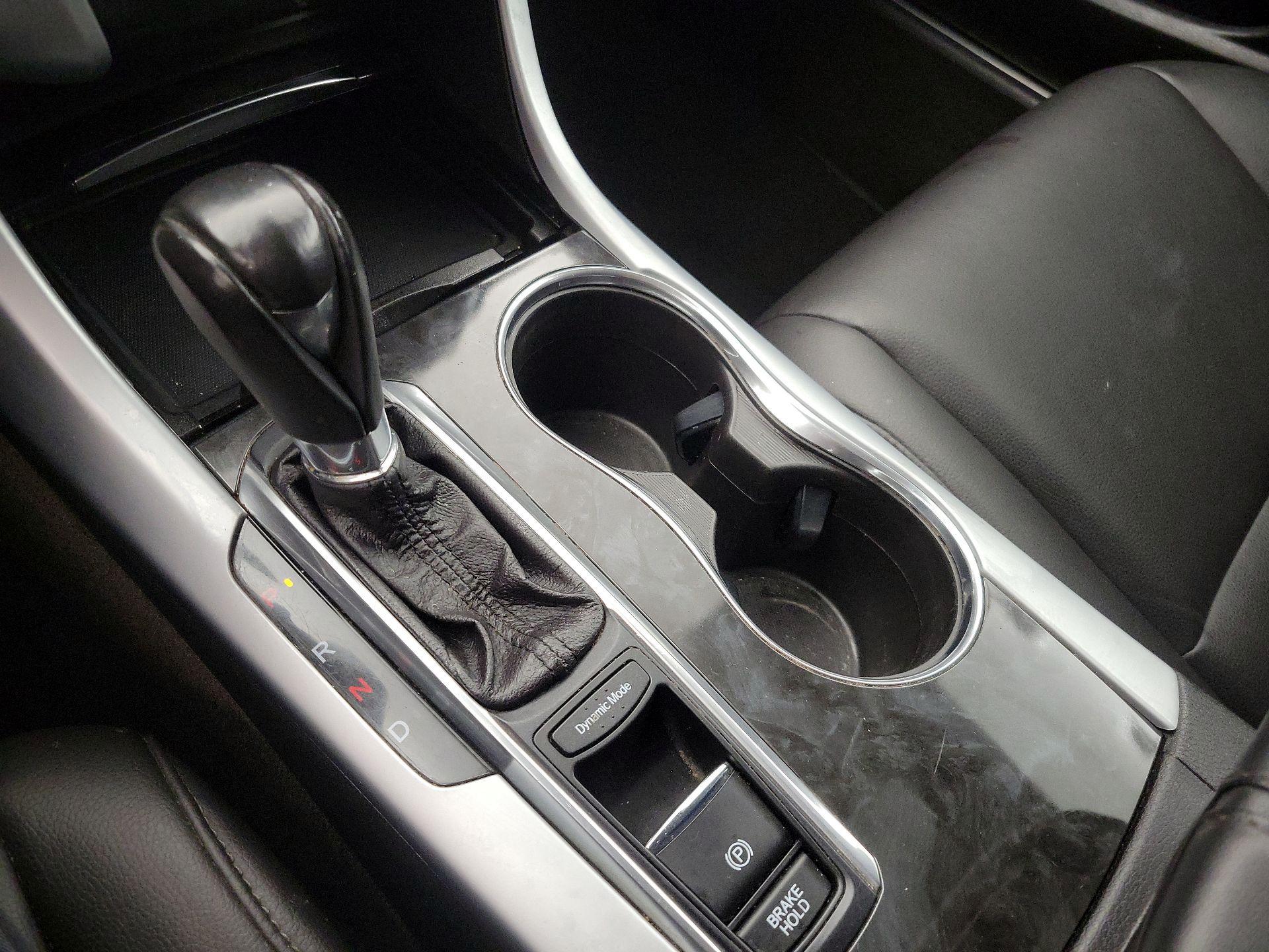 Thumbnail: 2018 Acura TLX - 17