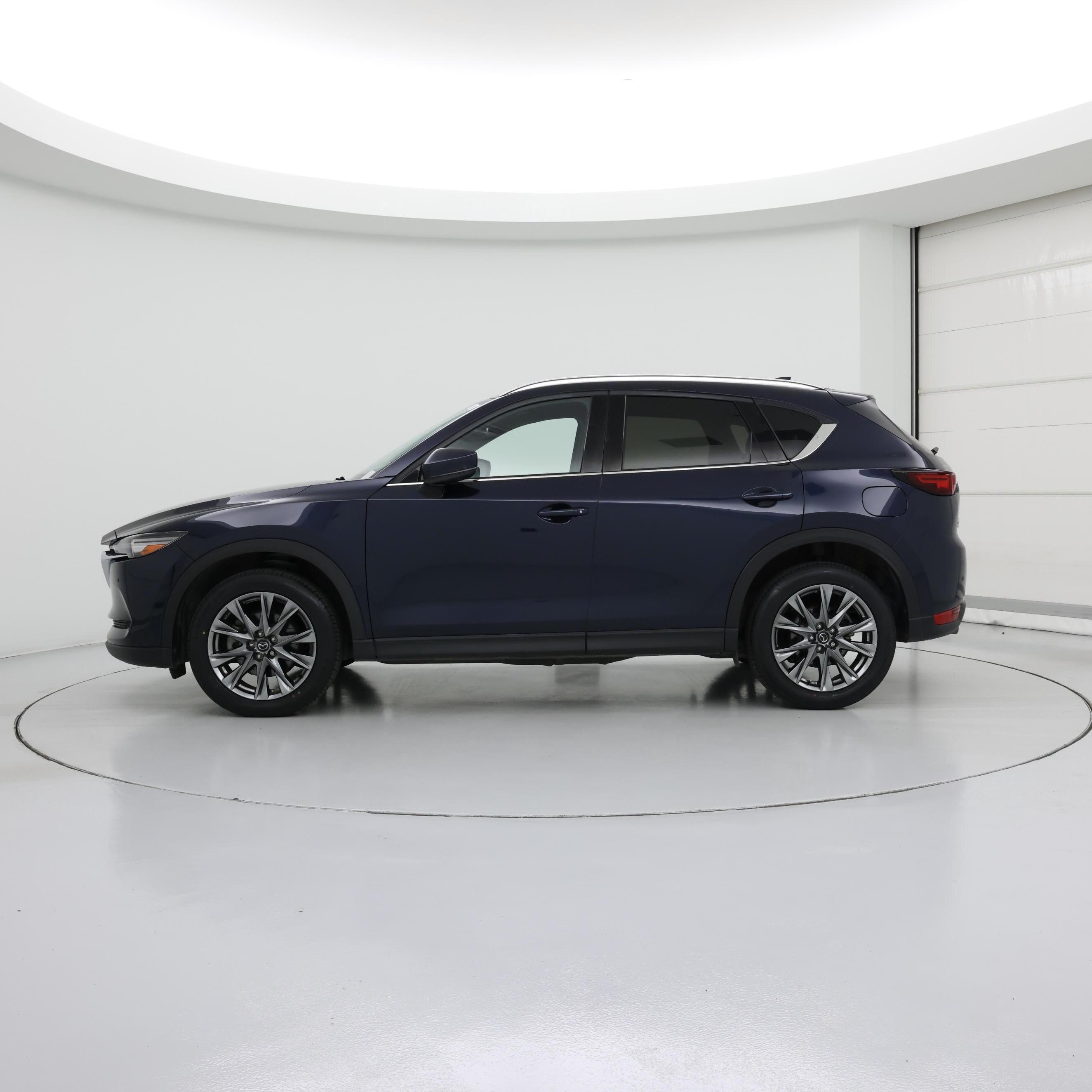 Thumbnail: 2021 Mazda CX-5 - 3