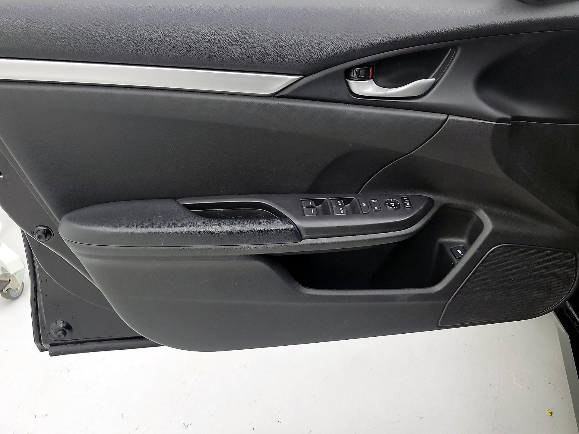 Thumbnail: 2020 Honda Civic - 12