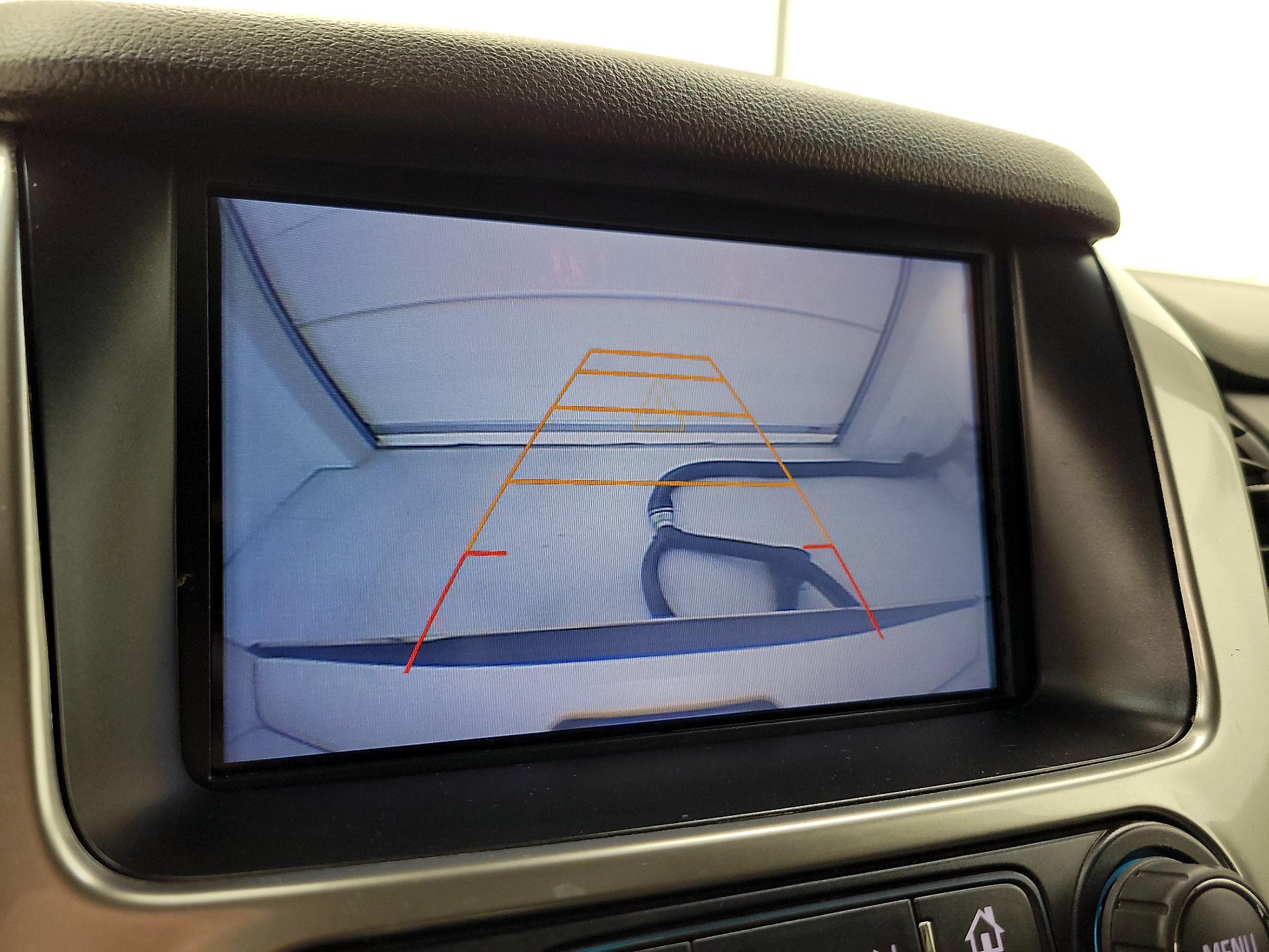 Thumbnail: 2017 Chevrolet Tahoe - 15