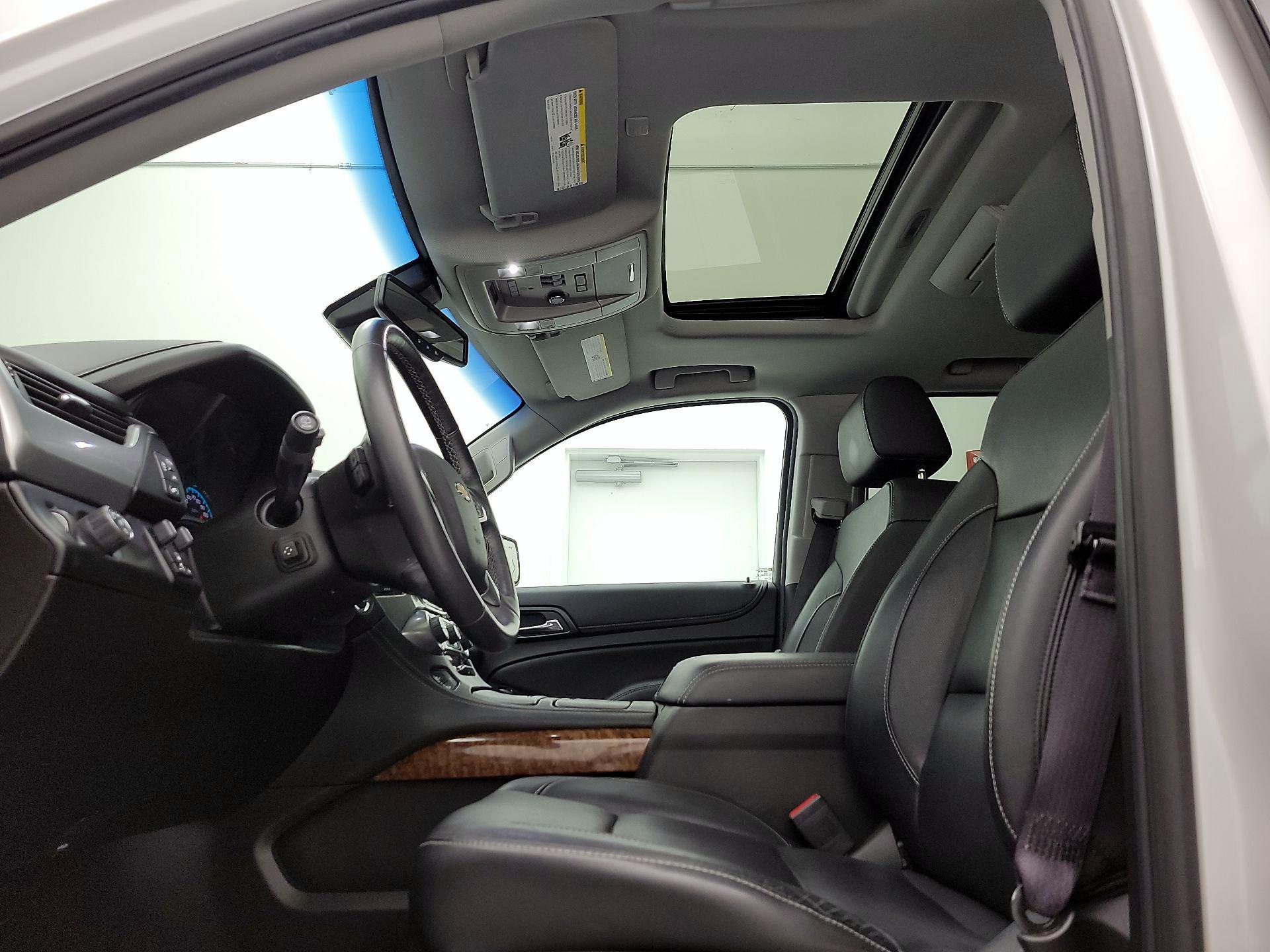 Thumbnail: 2017 Chevrolet Tahoe - 20