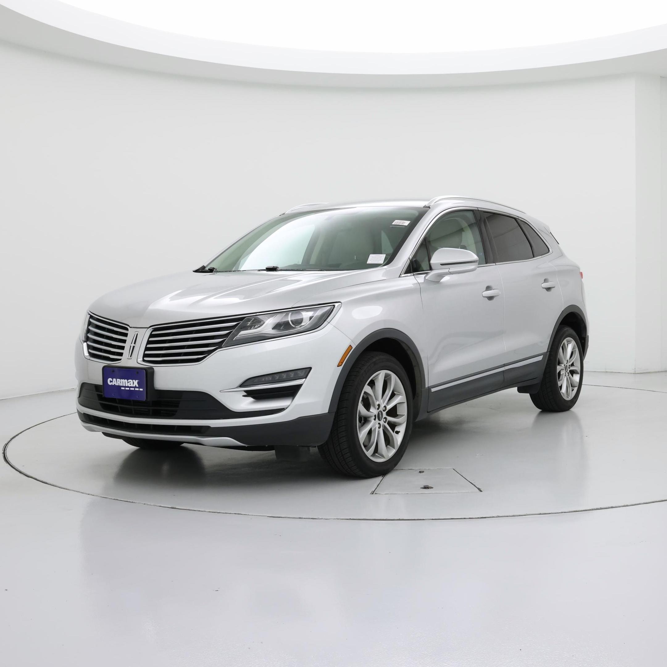 Thumbnail: 2016 Lincoln MKC - 4
