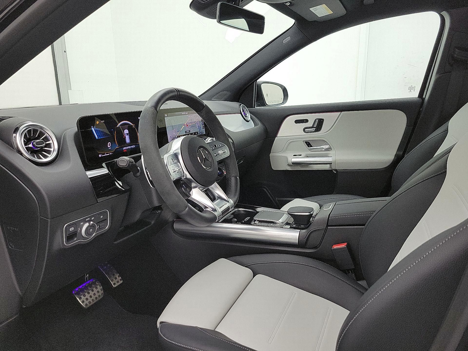 Thumbnail: 2023 Mercedes-Benz GLA - 11