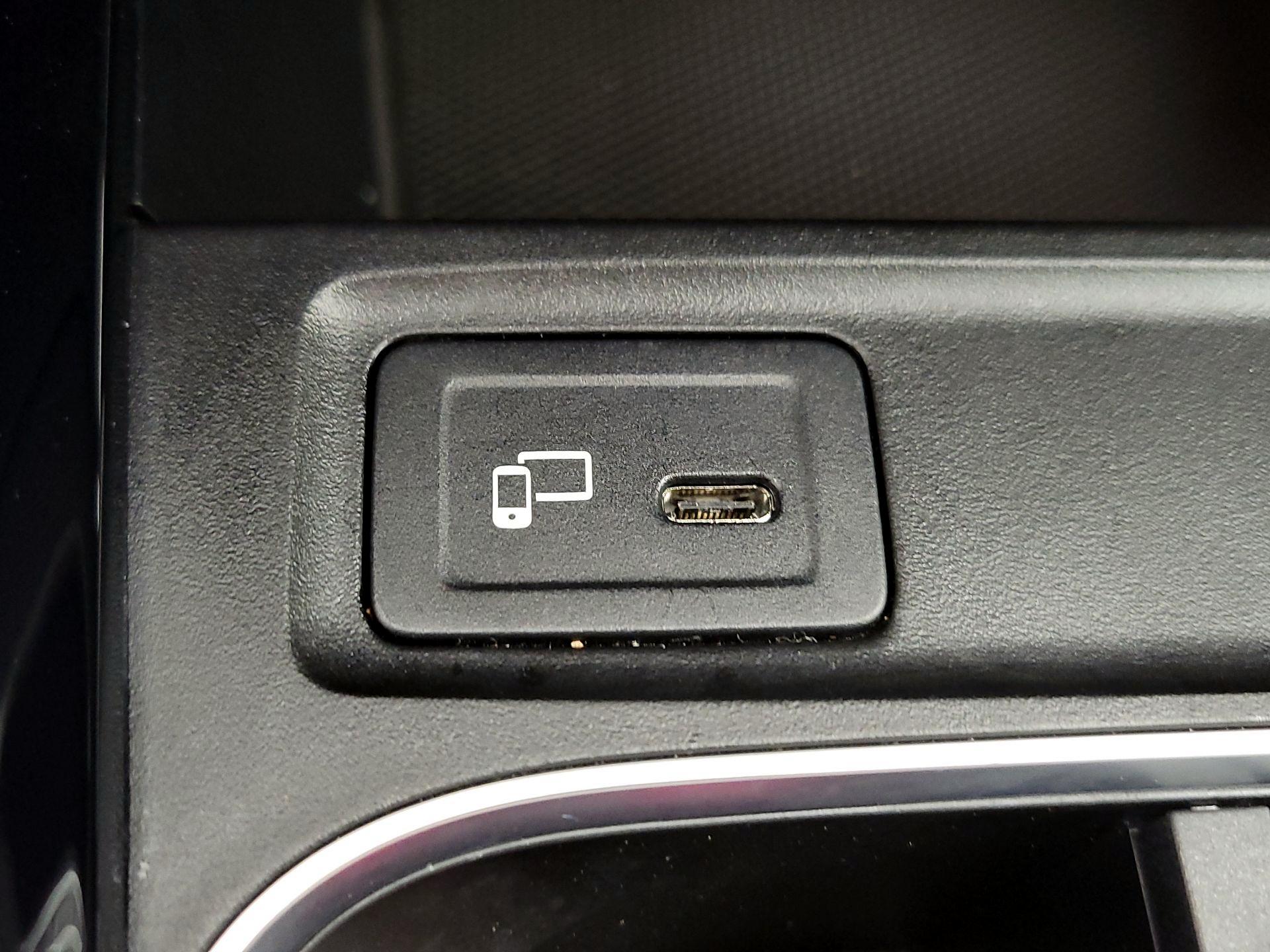 Thumbnail: 2023 Mercedes-Benz GLA - 19