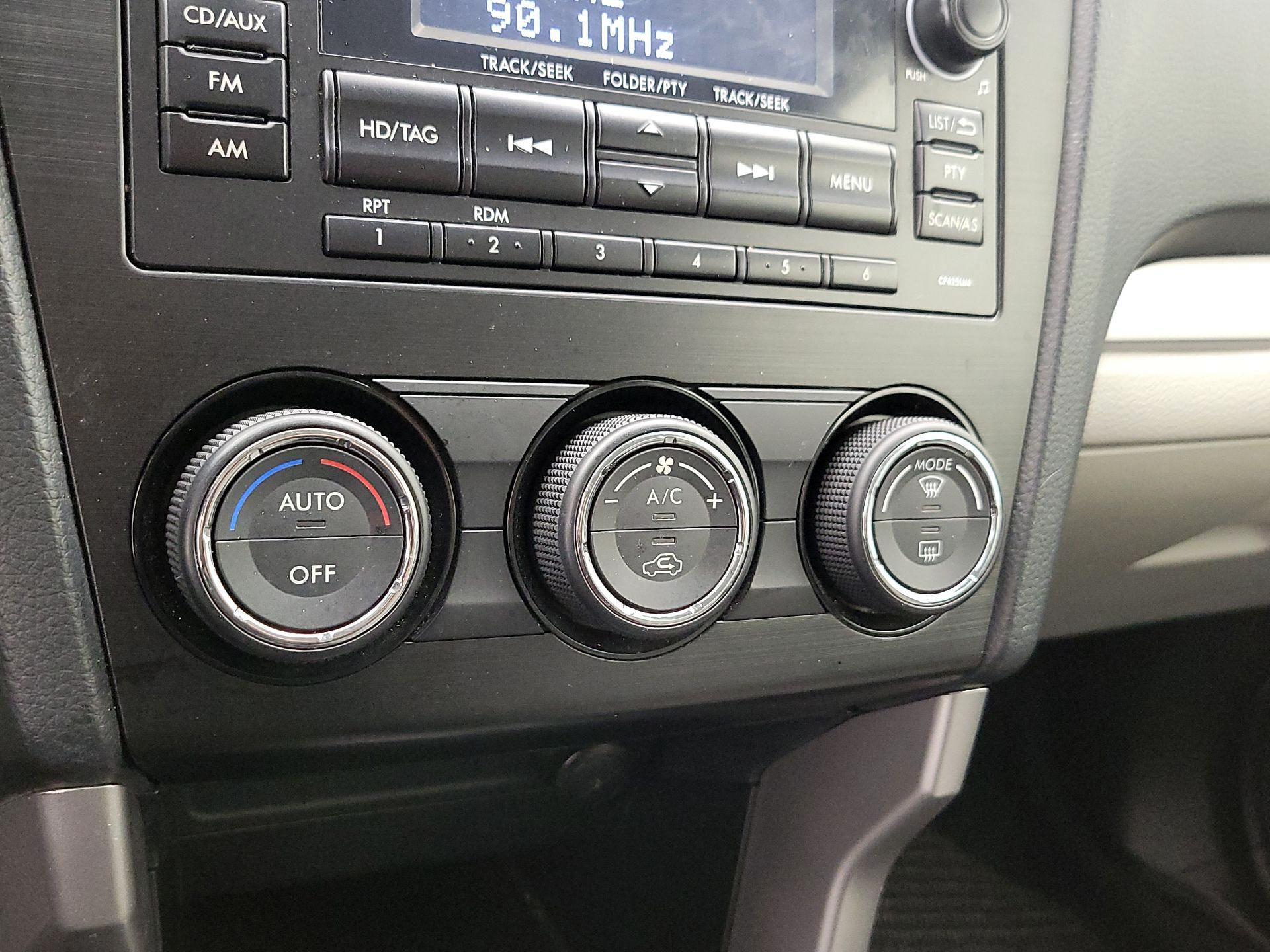 Thumbnail: 2015 Subaru Forester - 15