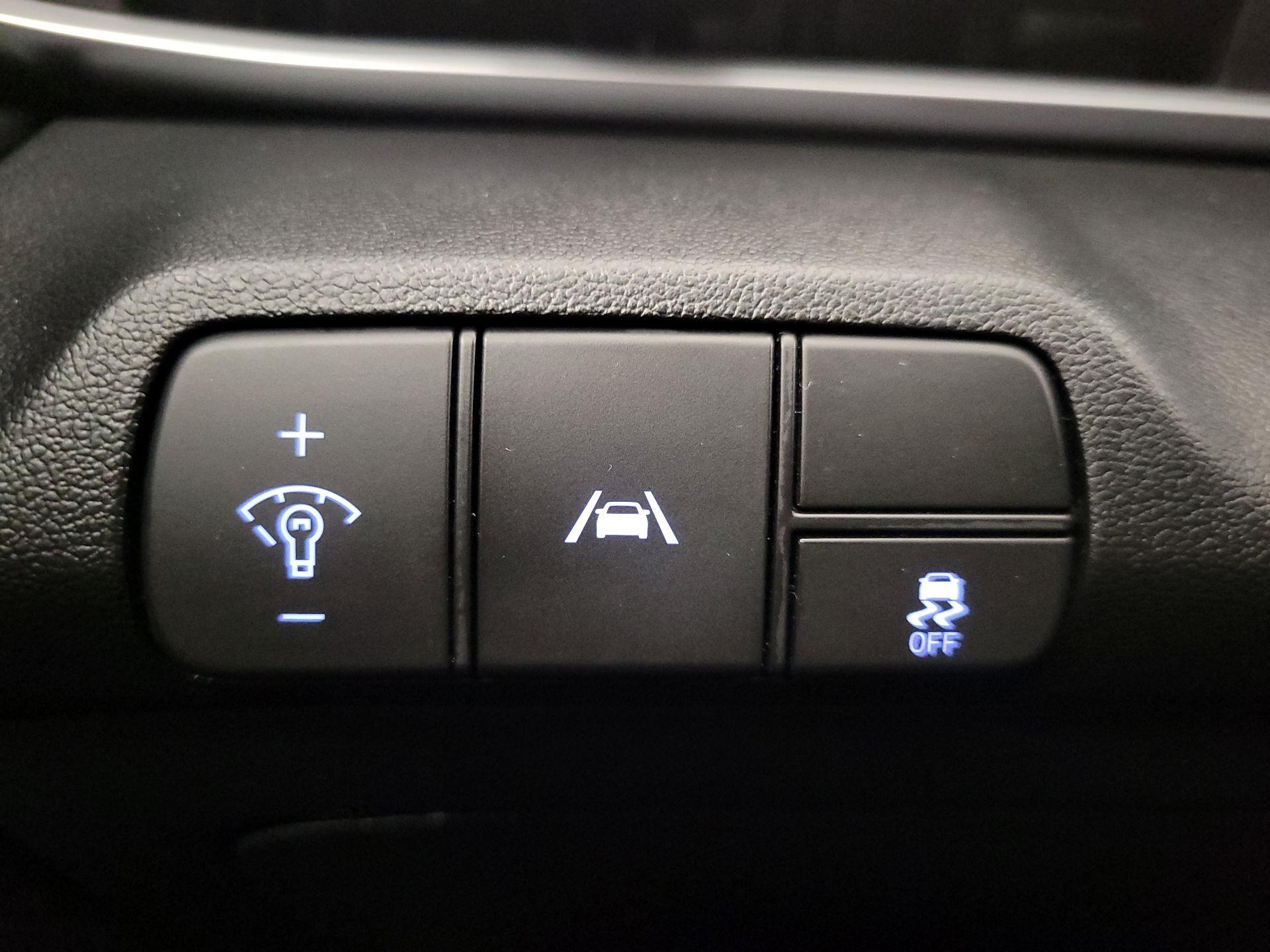 Thumbnail: 2023 Hyundai Elantra - 13