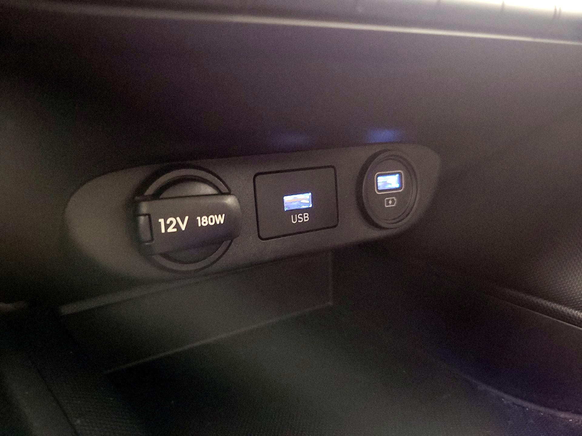 Thumbnail: 2023 Hyundai Elantra - 18