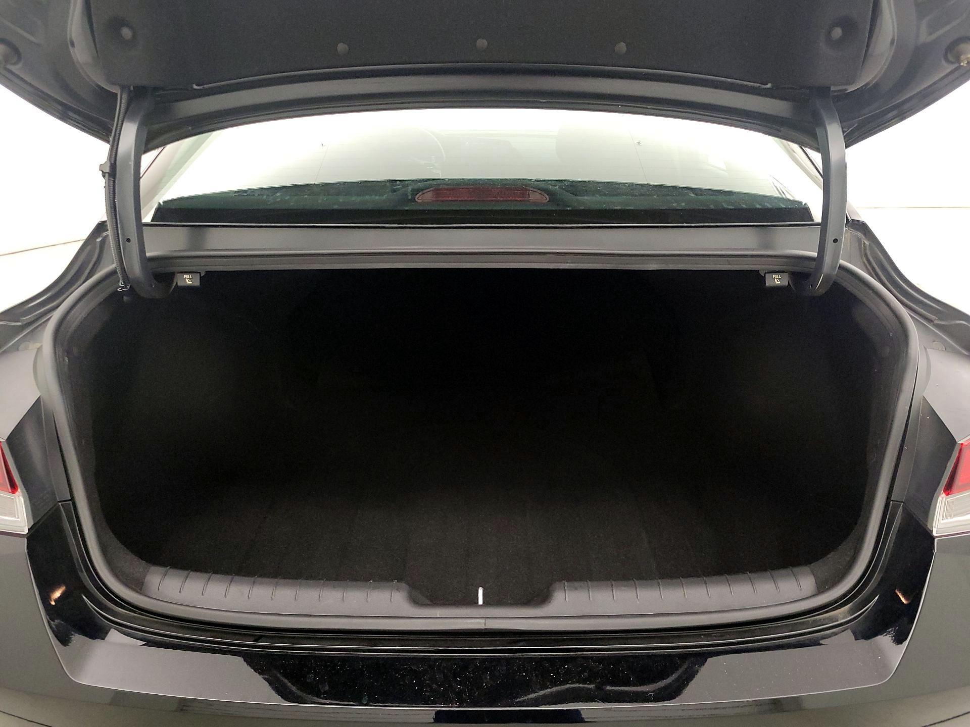 Thumbnail: 2023 Hyundai Elantra - 20