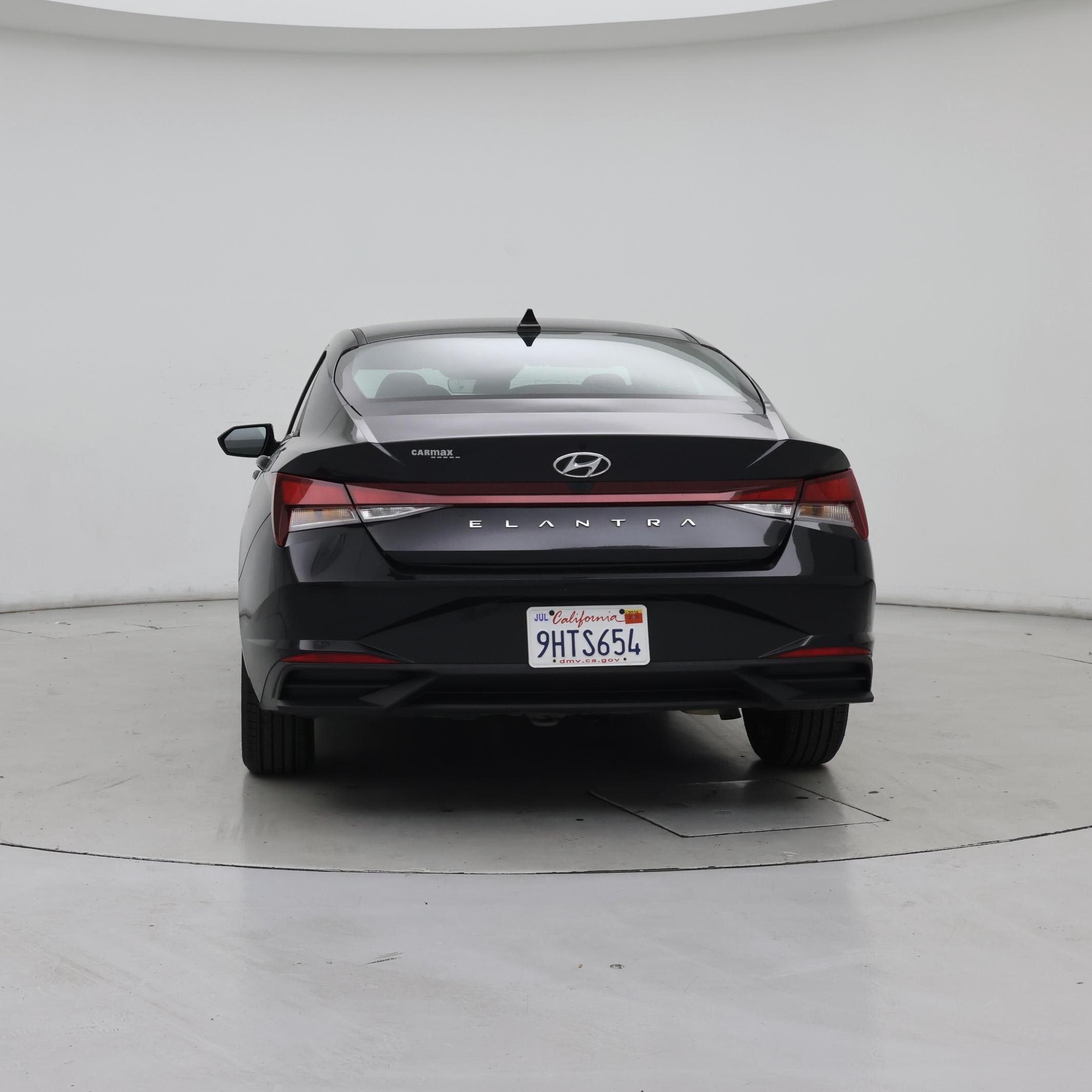 Thumbnail: 2023 Hyundai Elantra - 6