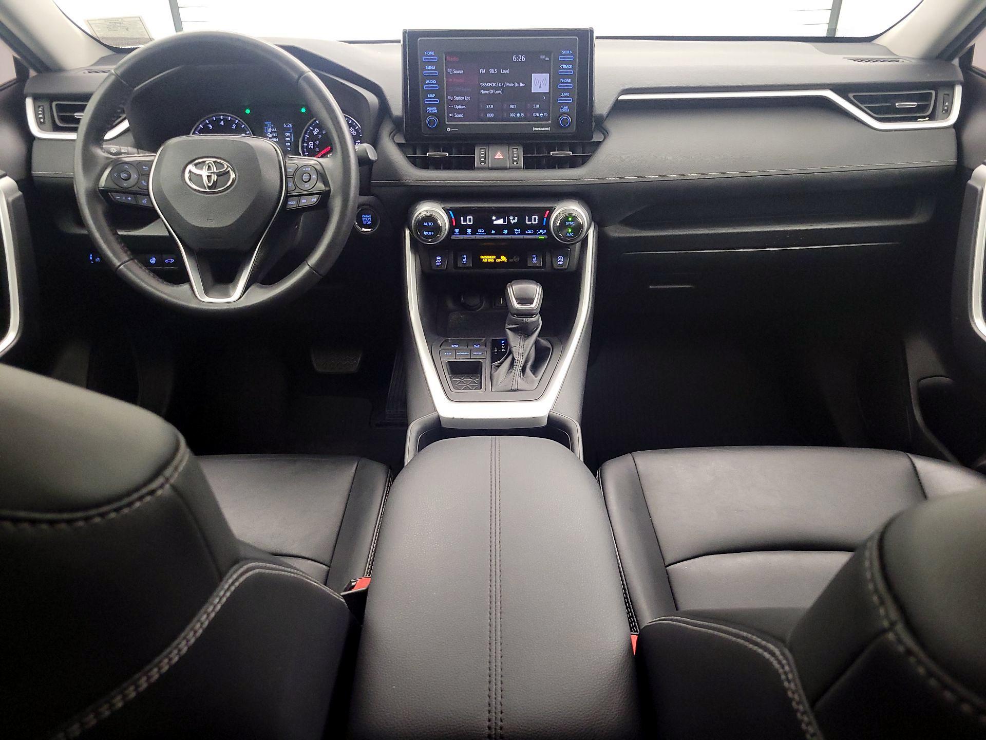 Thumbnail: 2021 Toyota RAV4 - 9