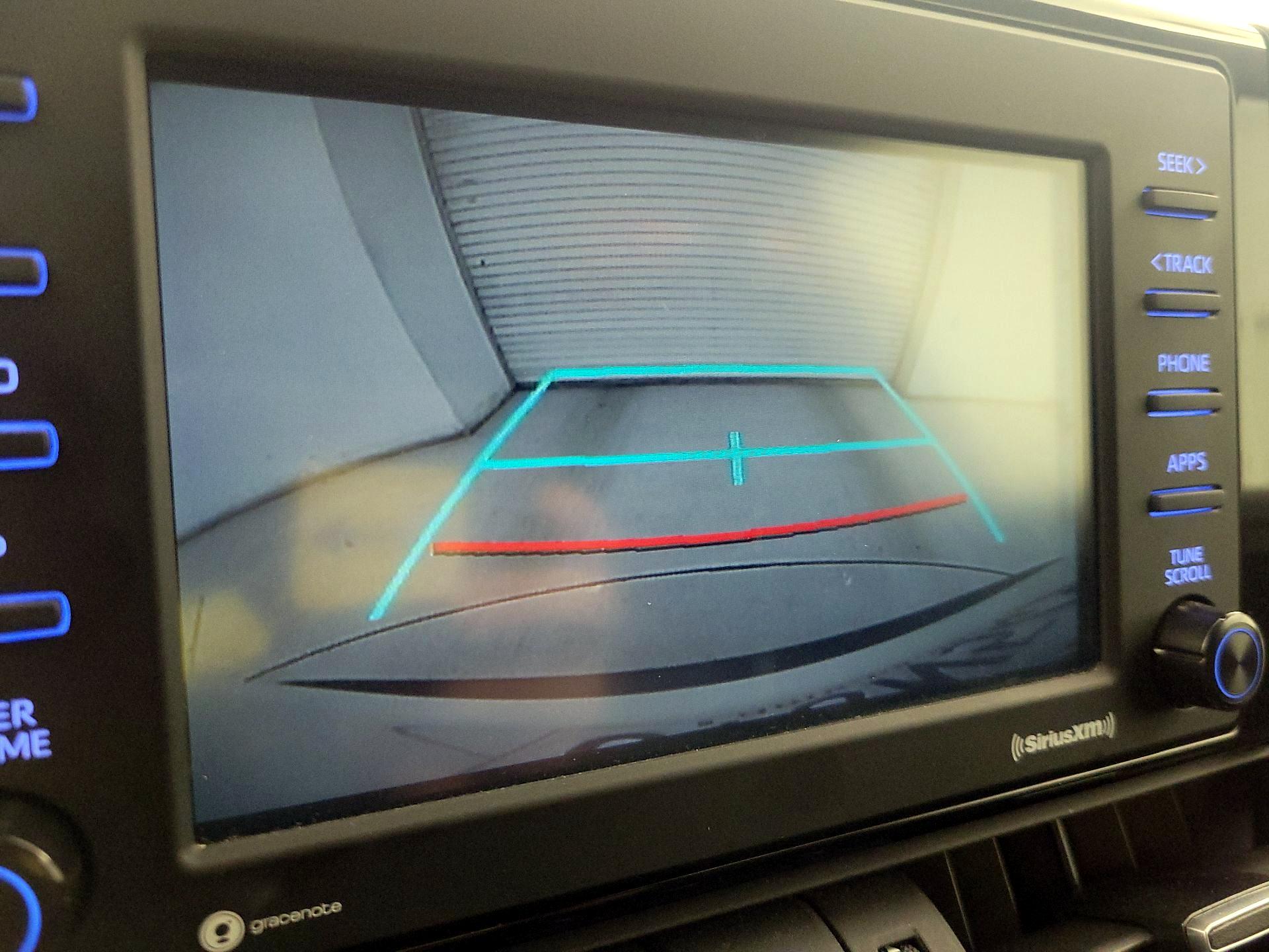 Thumbnail: 2021 Toyota RAV4 - 14