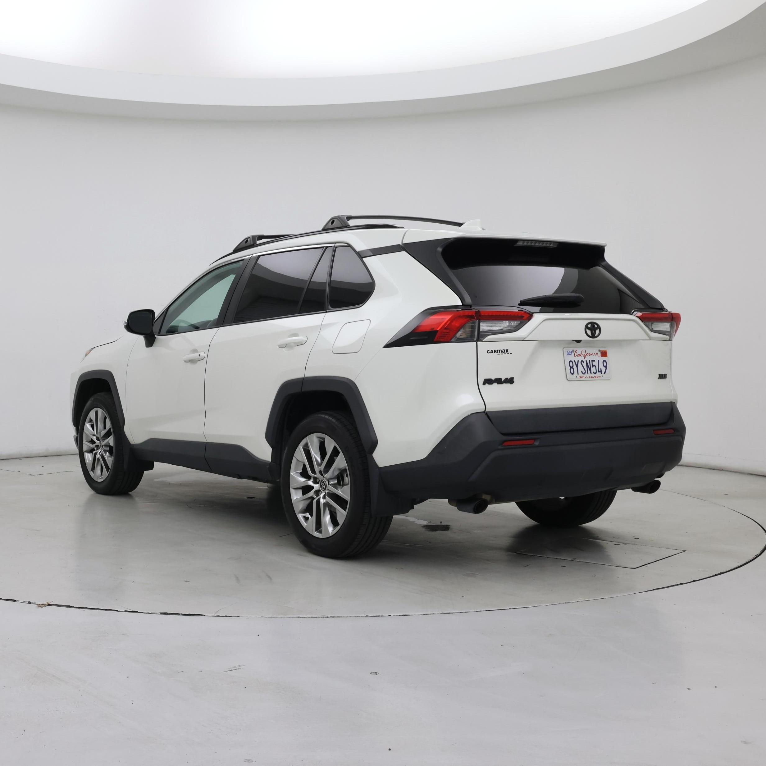 Thumbnail: 2021 Toyota RAV4 - 2