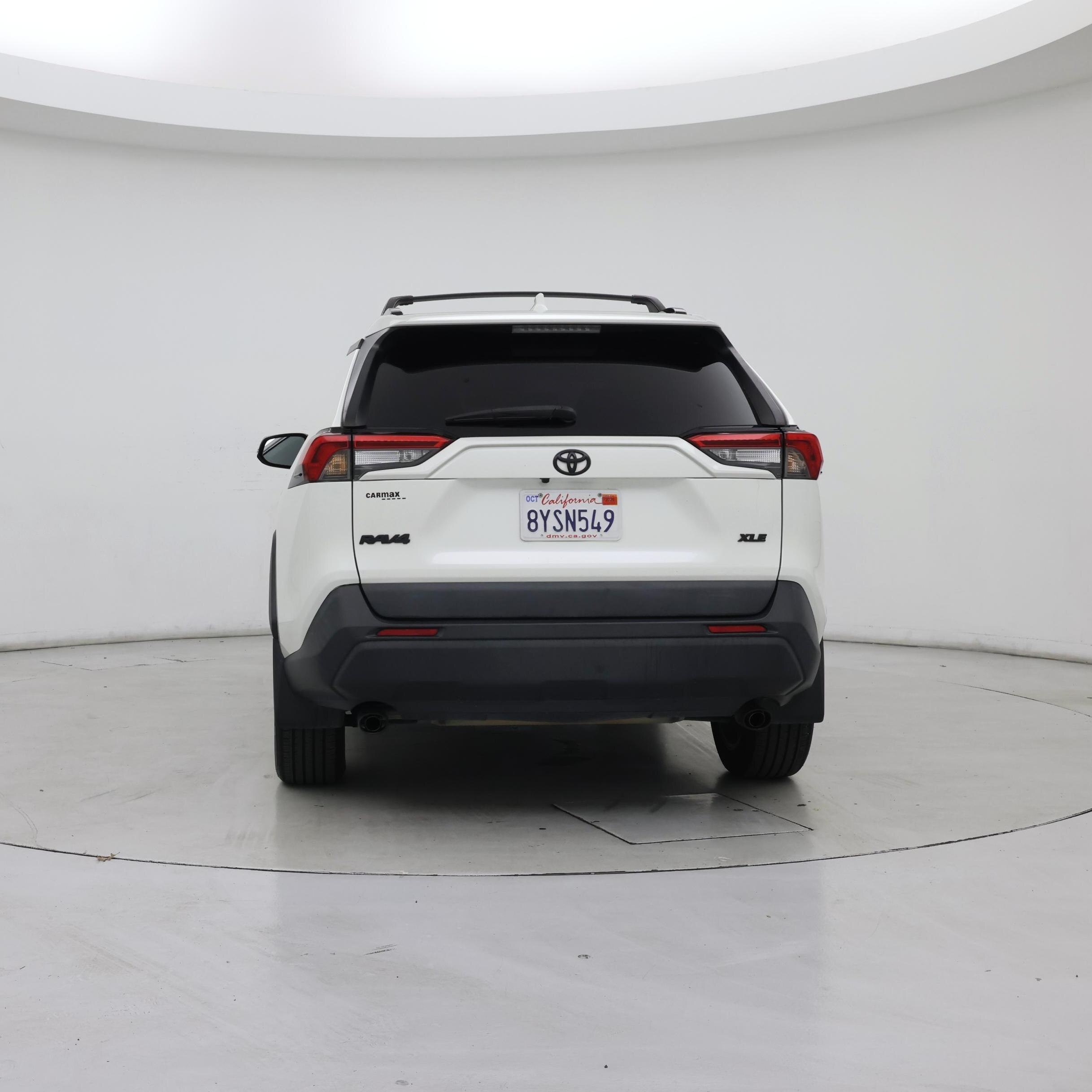 Thumbnail: 2021 Toyota RAV4 - 6