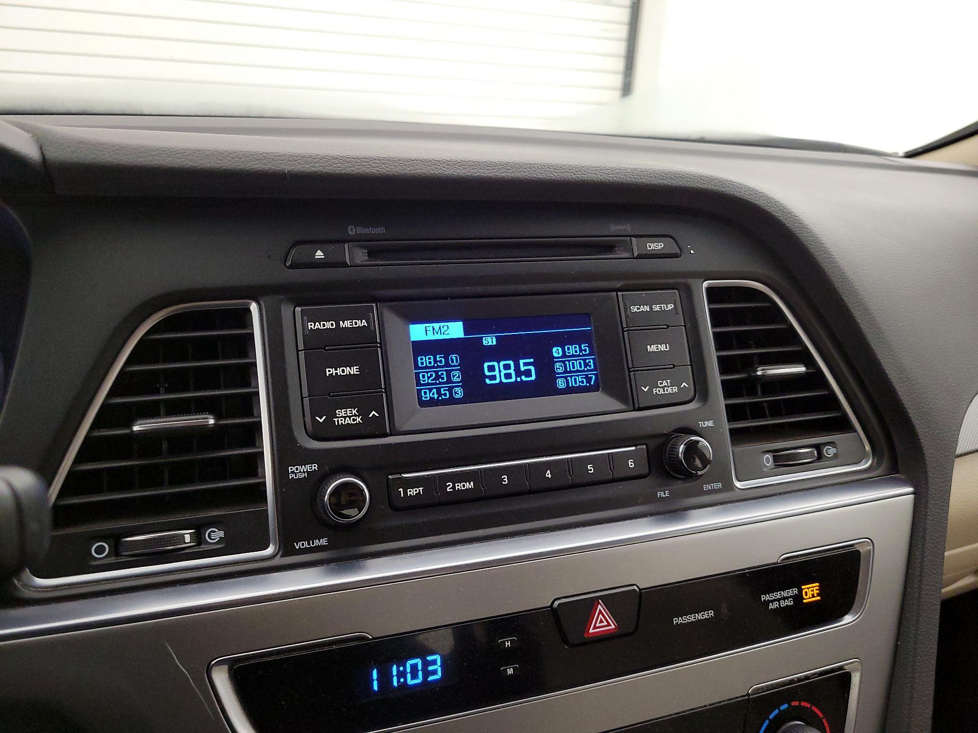 Thumbnail: 2015 Hyundai Sonata - 14