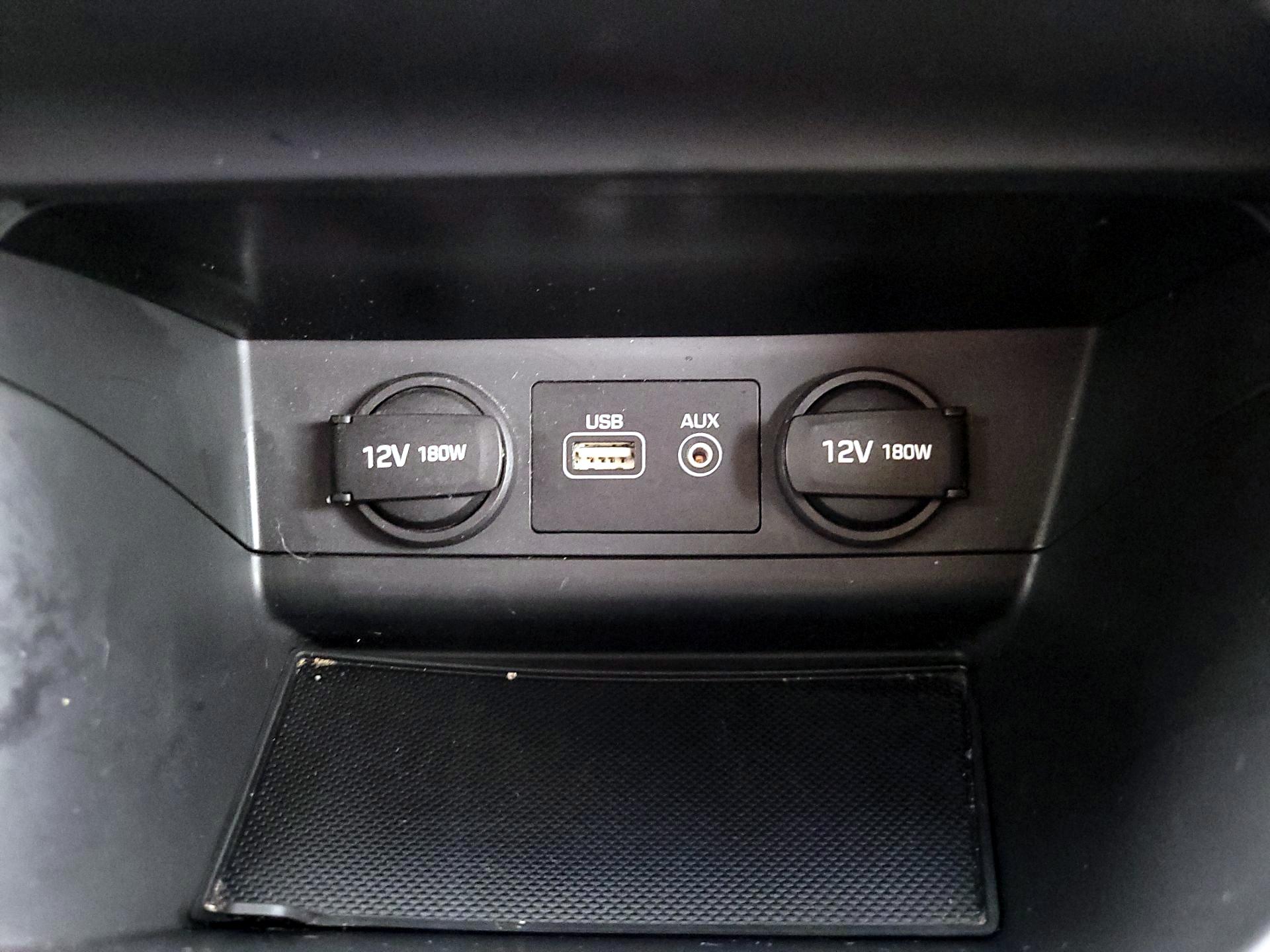 Thumbnail: 2015 Hyundai Sonata - 17