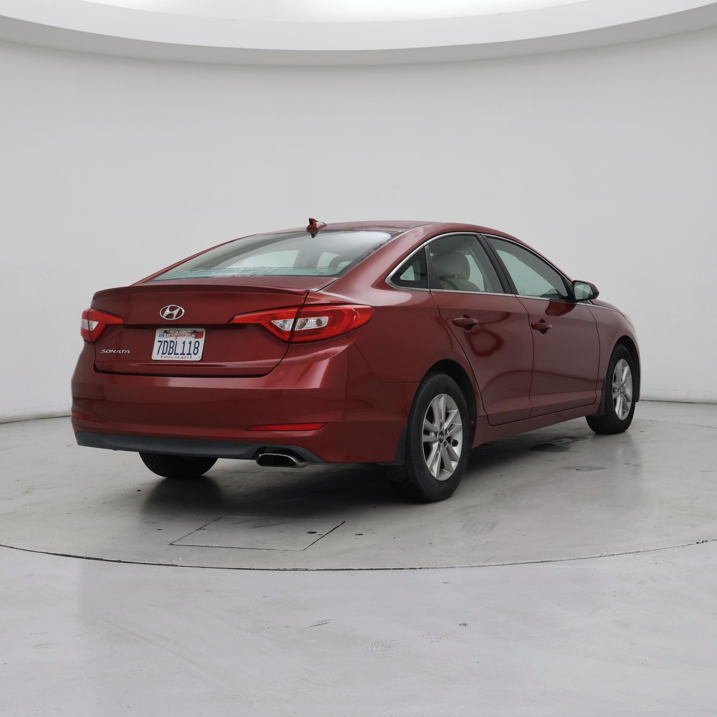 Thumbnail: 2015 Hyundai Sonata - 8