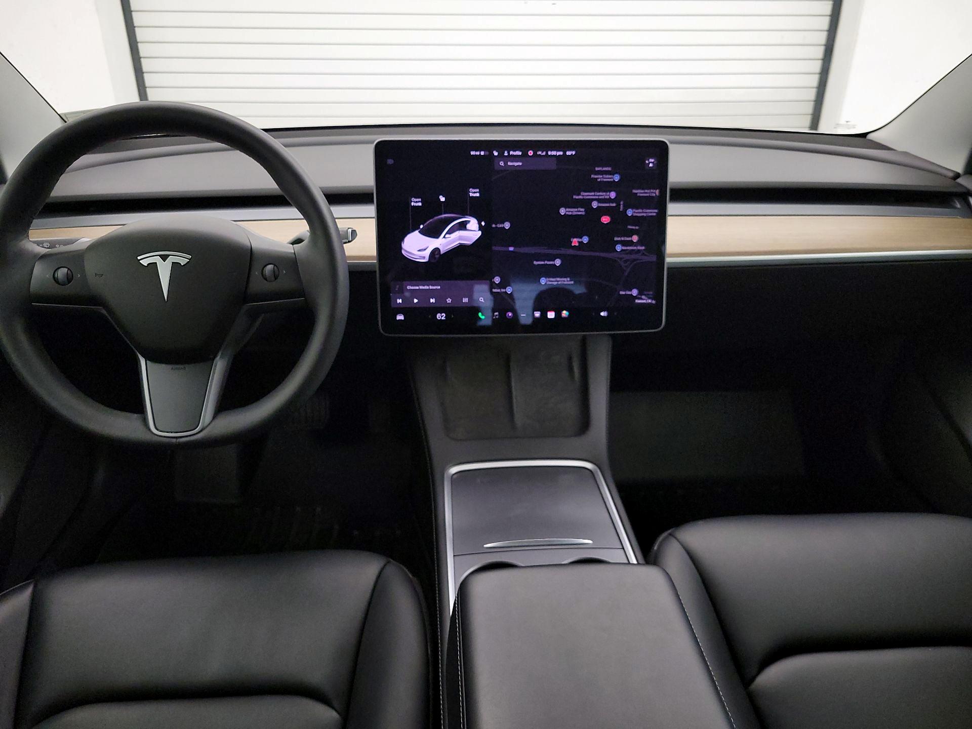 Thumbnail: 2022 Tesla Model 3 - 9