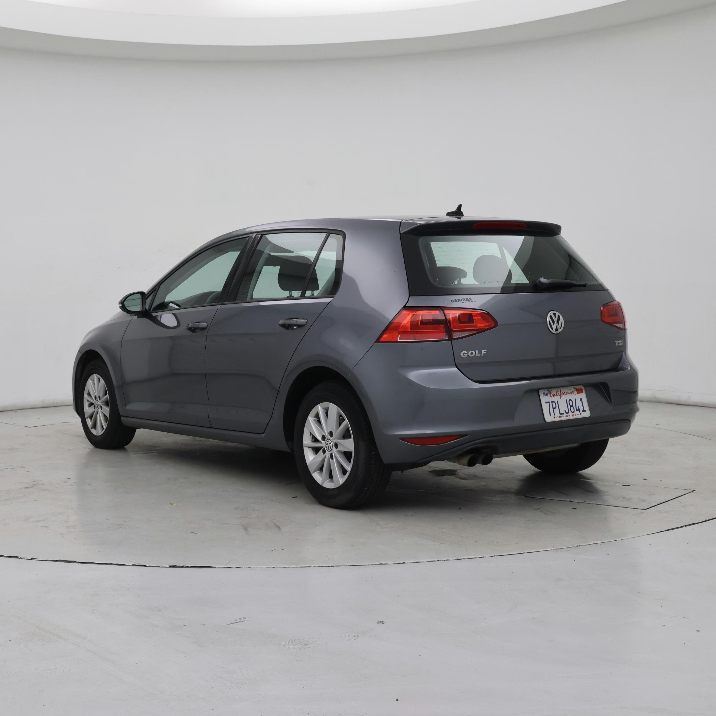 Thumbnail: 2016 Volkswagen Golf - 2