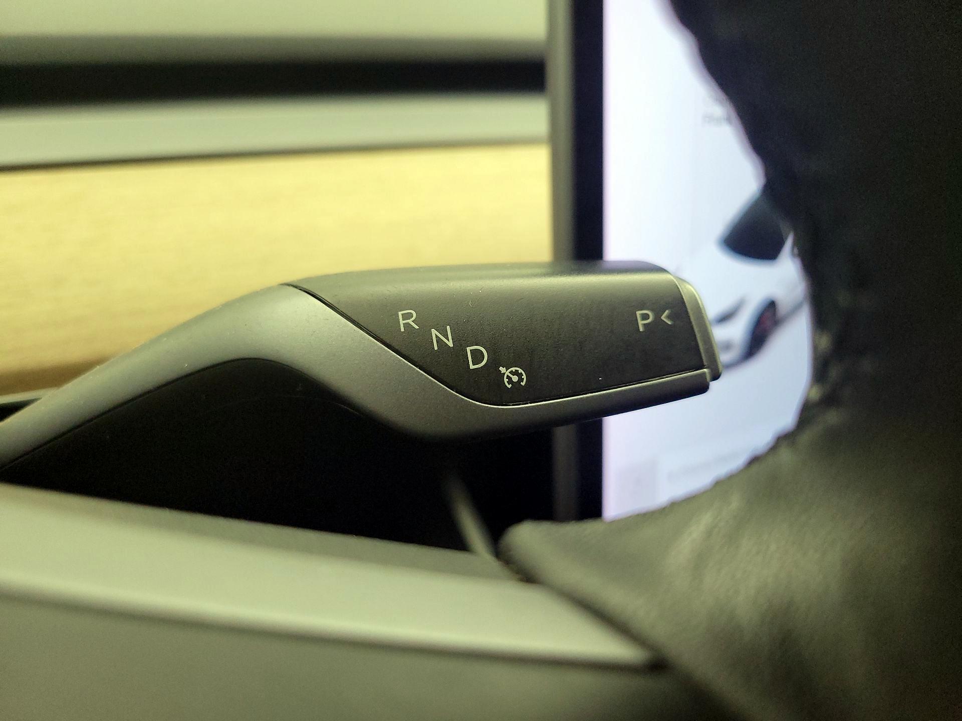 Thumbnail: 2020 Tesla Model 3 - 17