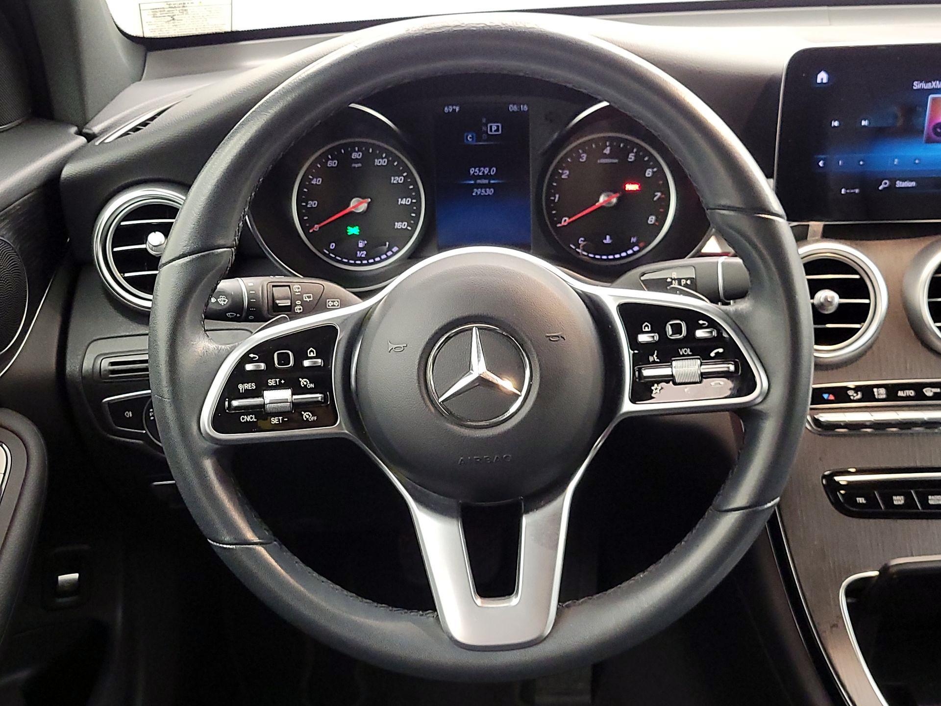 Thumbnail: 2022 Mercedes-Benz GLC - 10