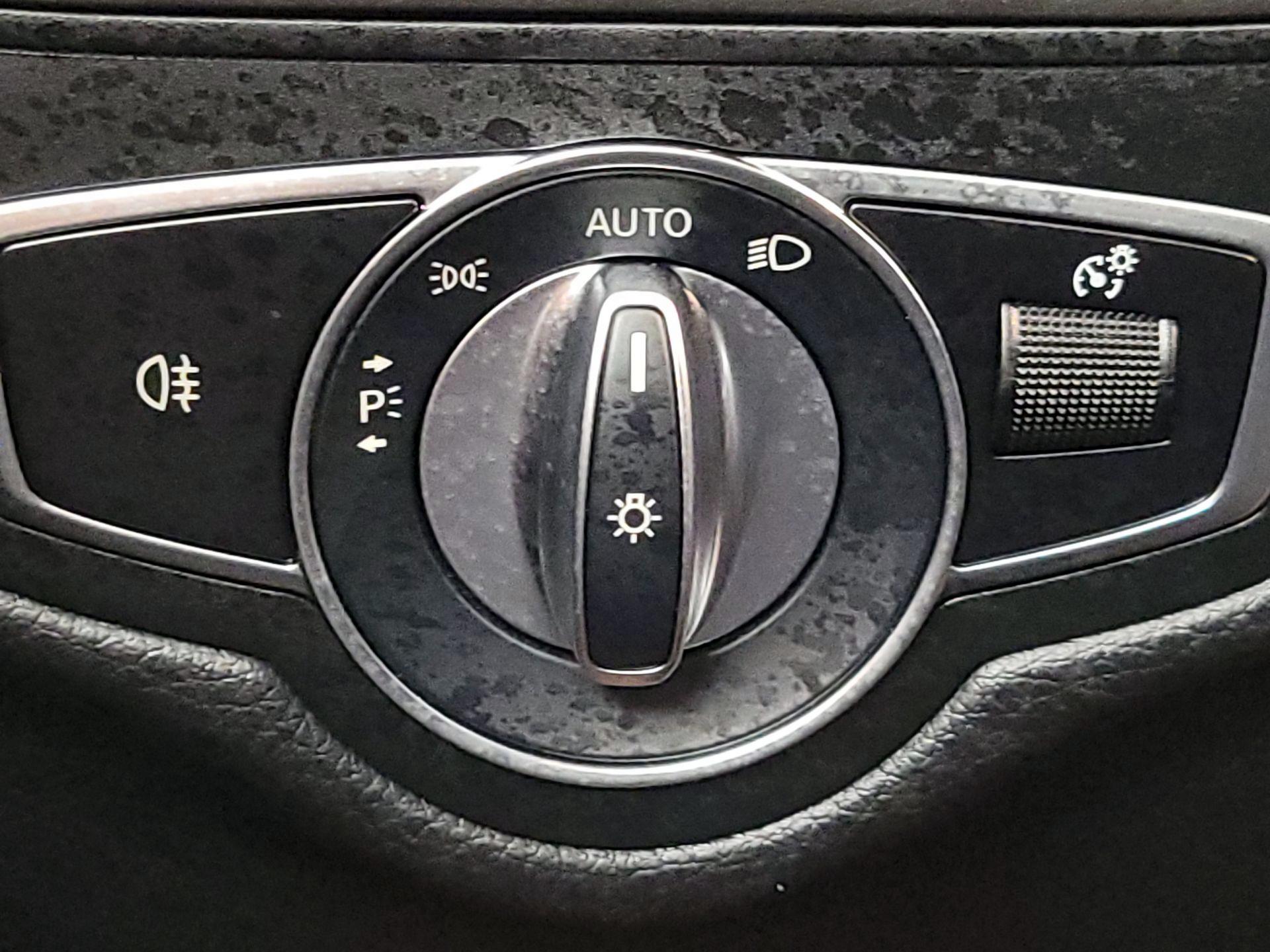 Thumbnail: 2022 Mercedes-Benz GLC - 13