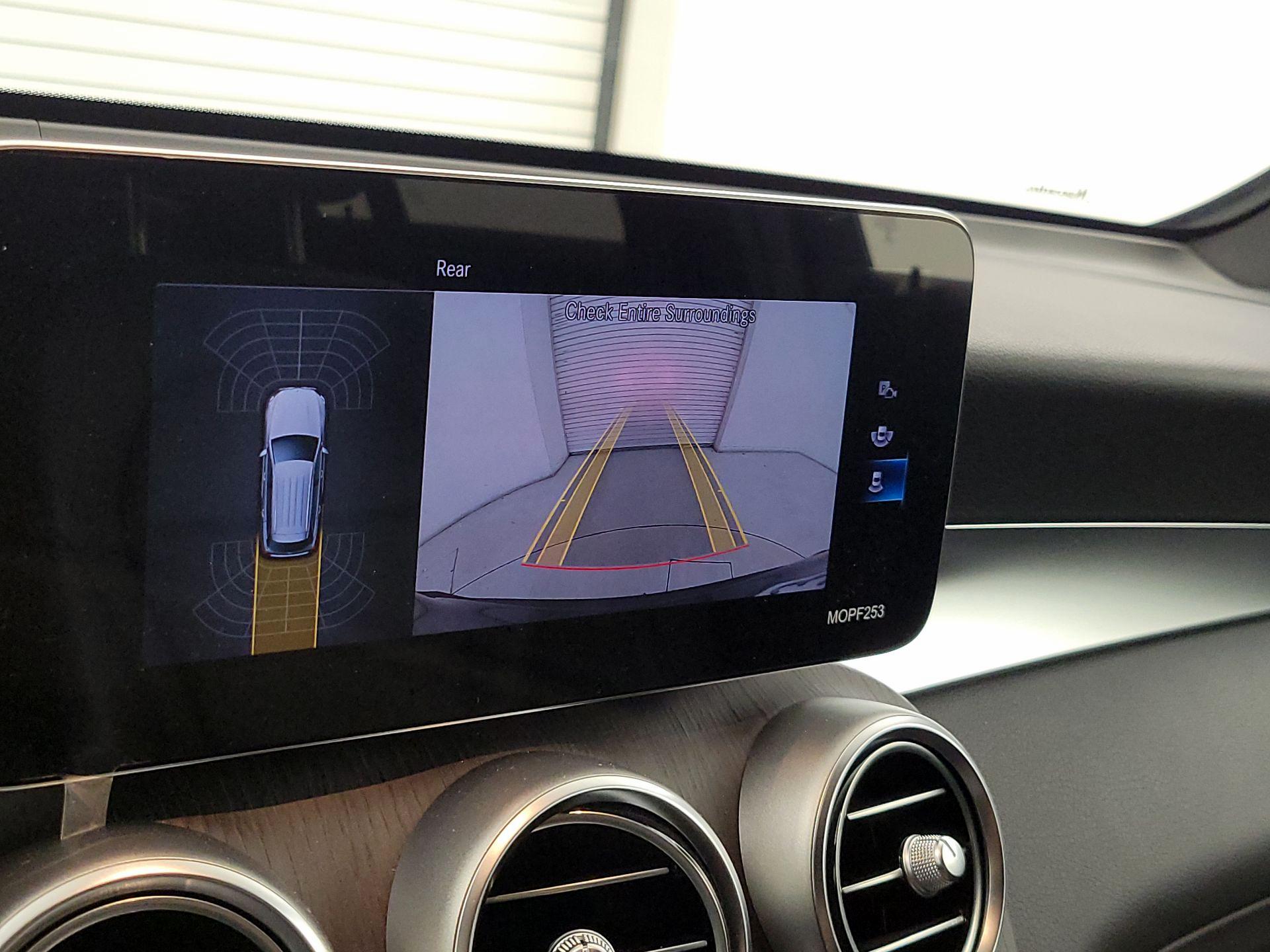 Thumbnail: 2022 Mercedes-Benz GLC - 14